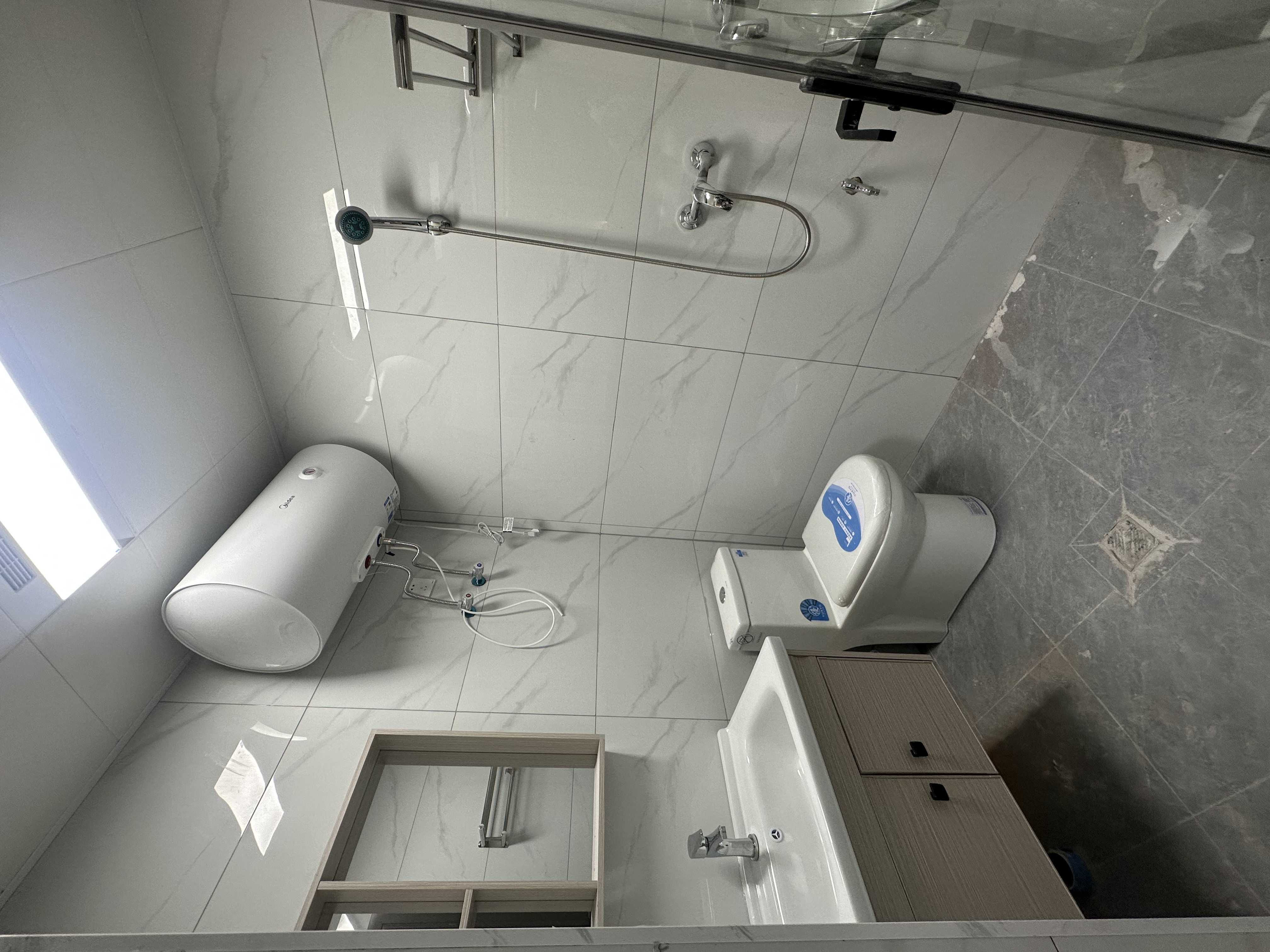 荷花小区 随时看房·