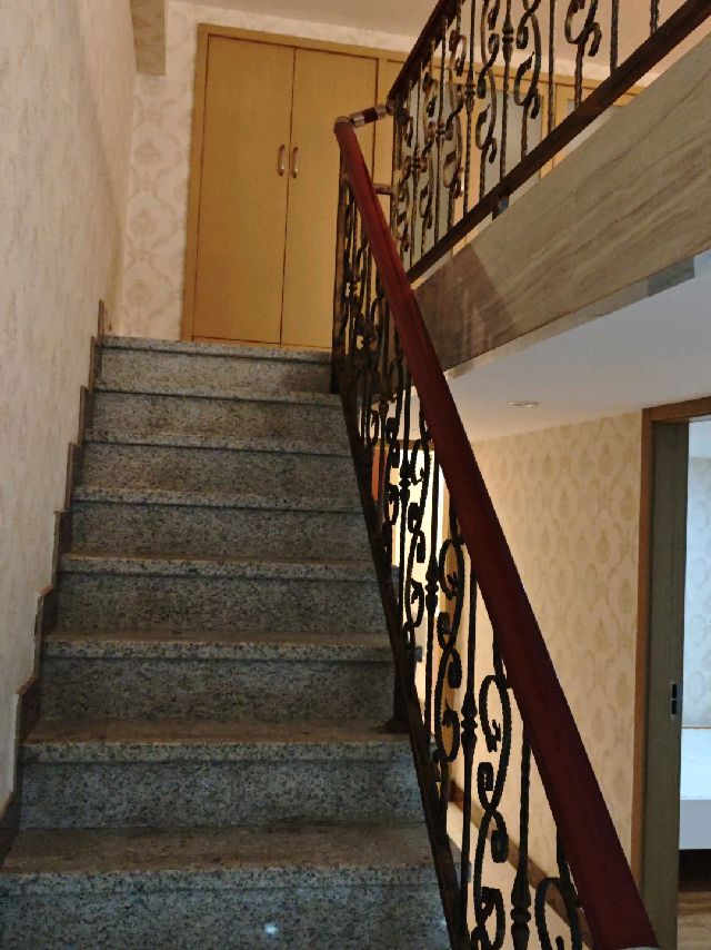 绿都南江商业中心 随时看房·