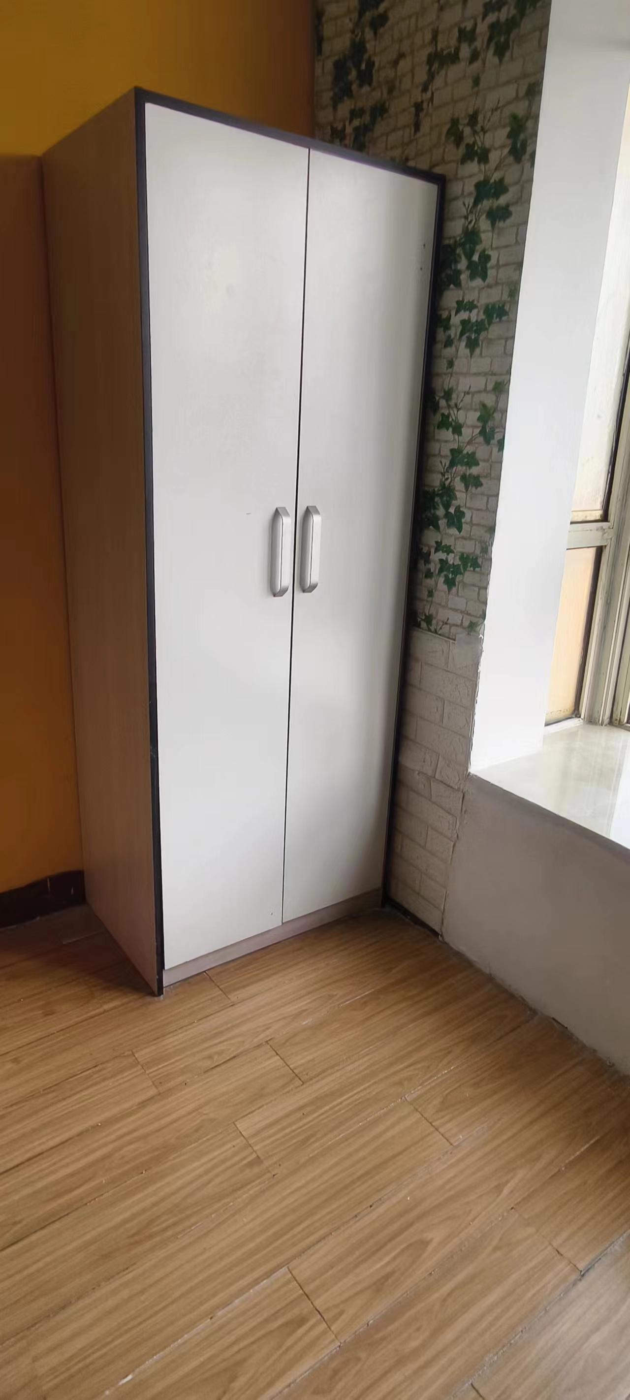 青山路百通花园 随时看房·