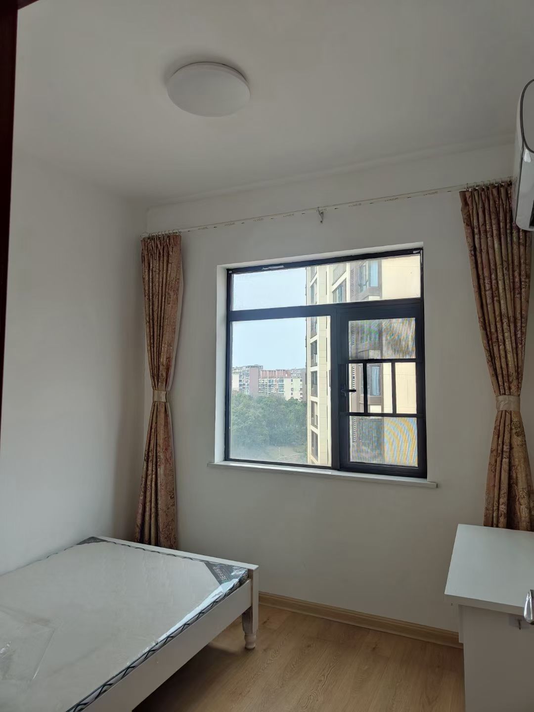 奥林匹克花园贡院 随时看房·