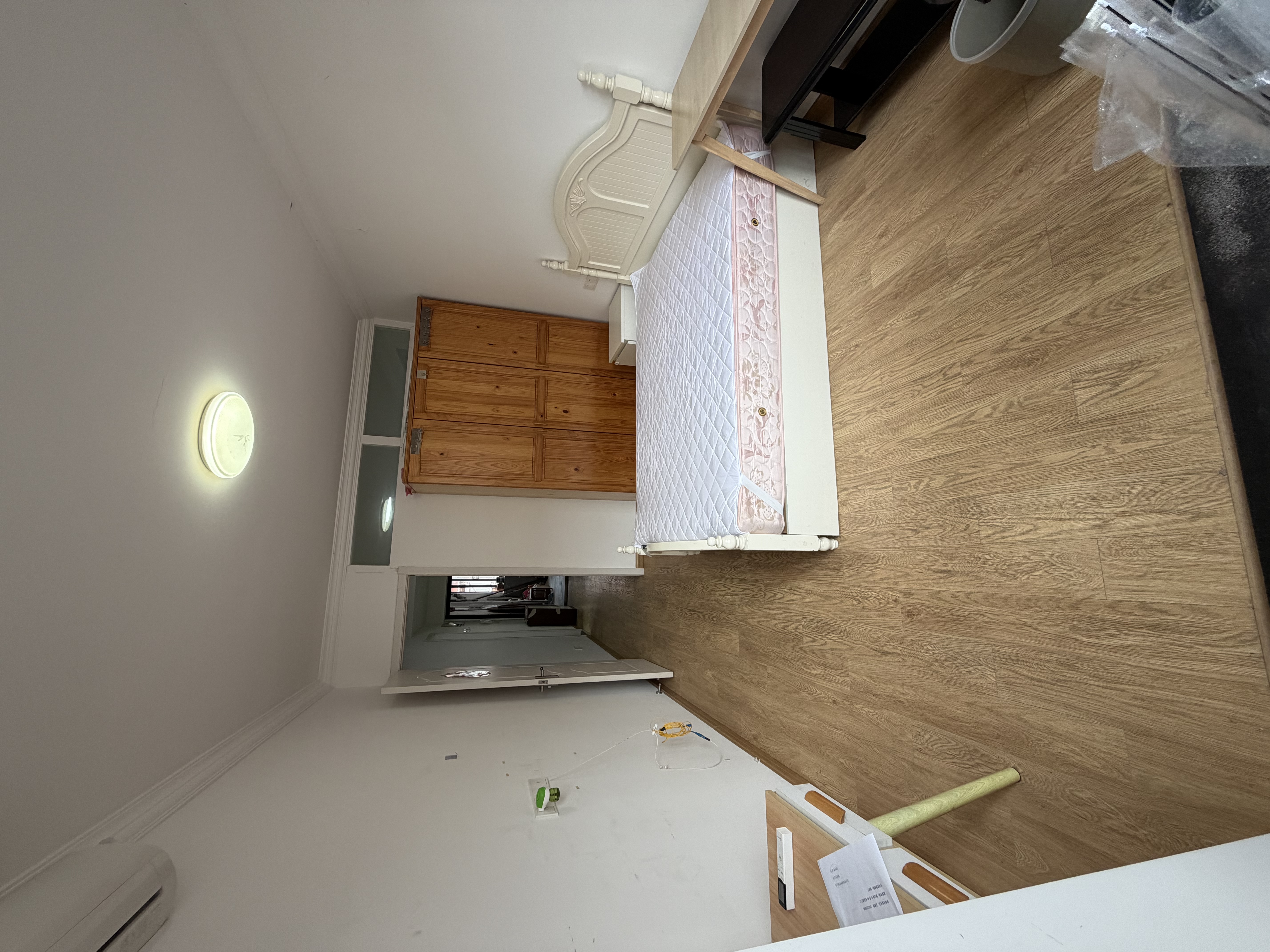 泾东小区 随时看房·