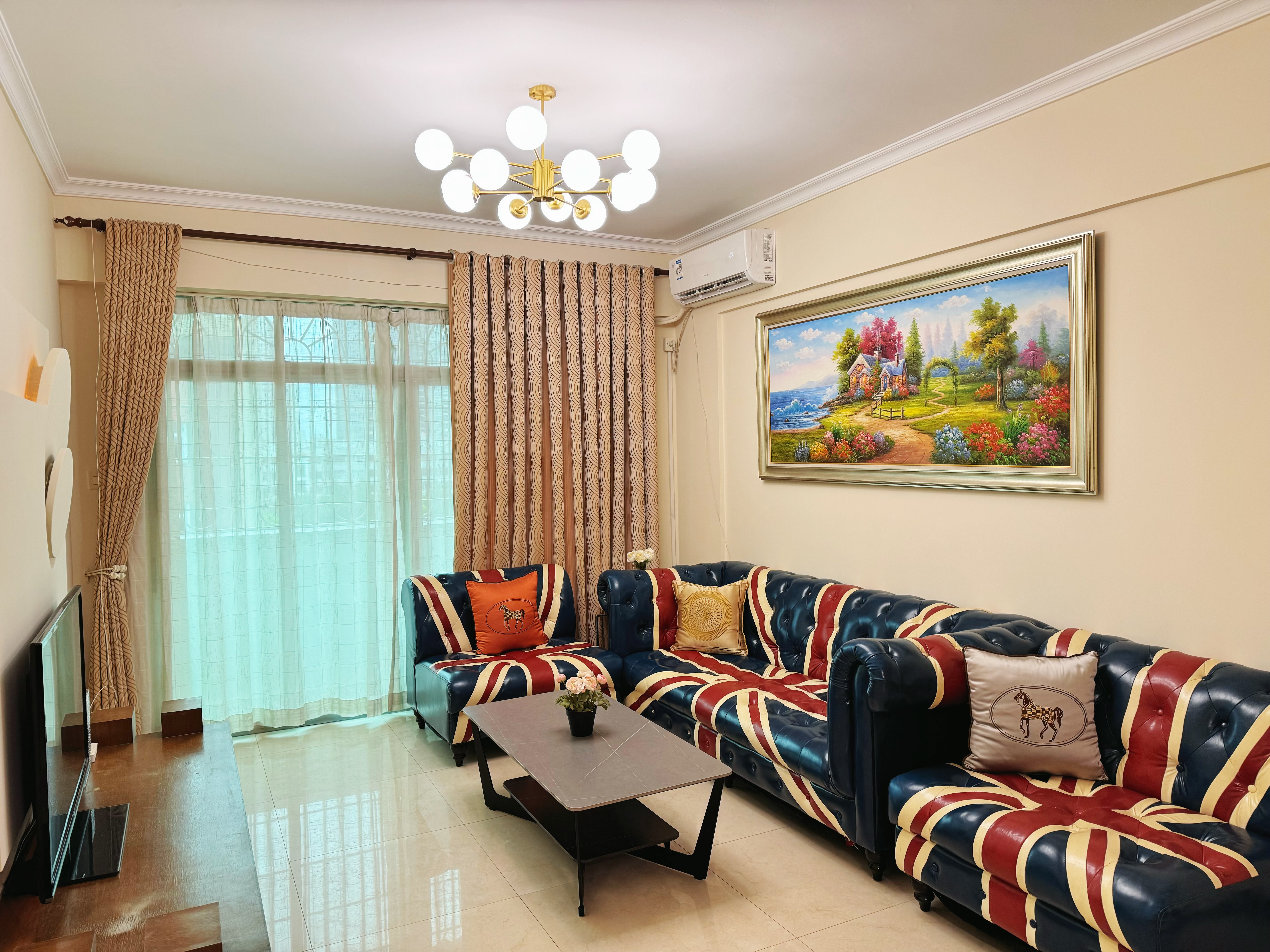 华建小区 2居室 5000元/月