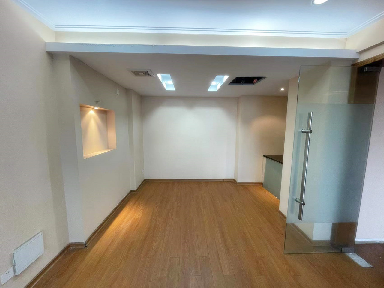 万达金街东区 随时看房·