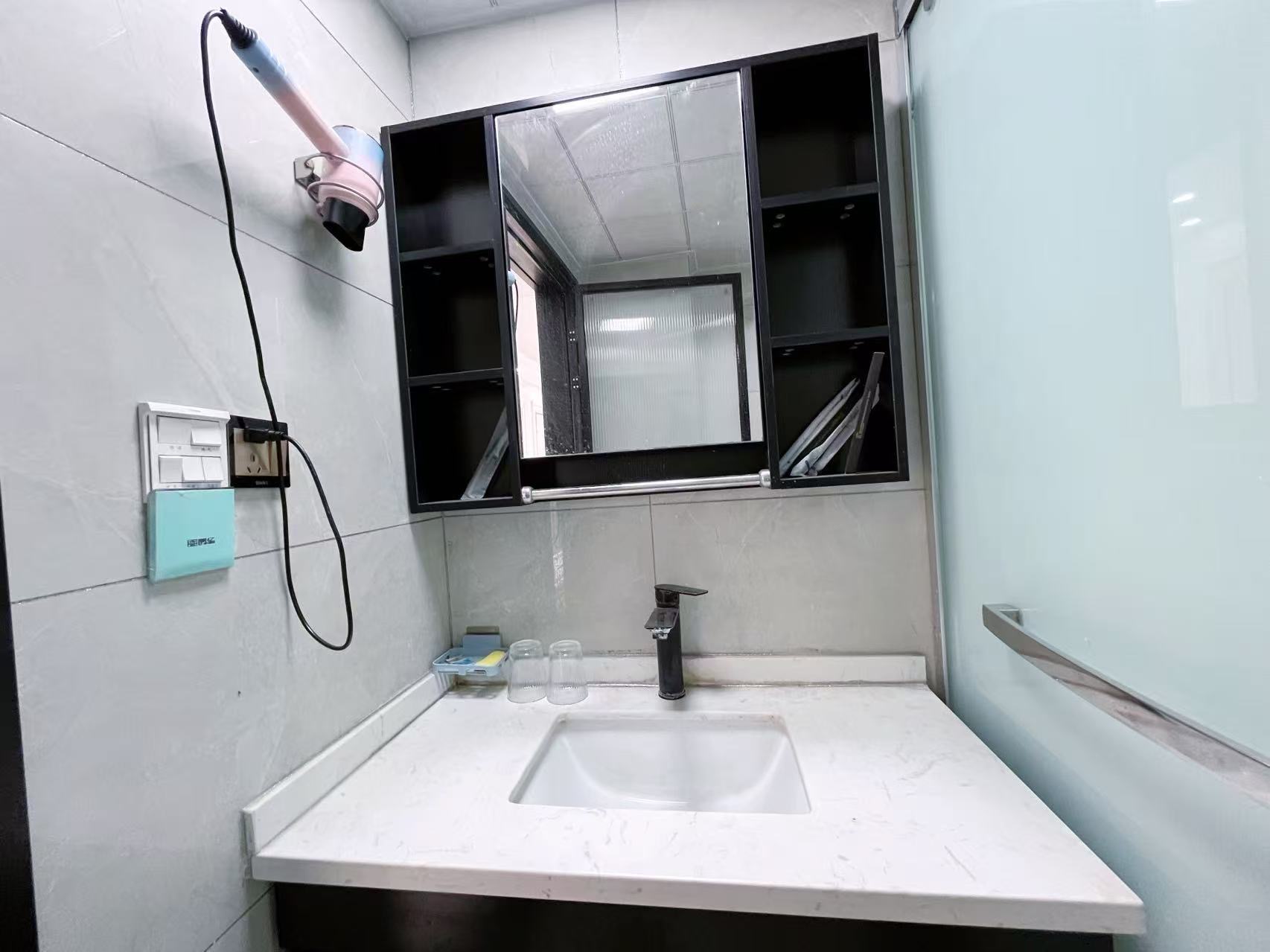 人信汇四期天誉 随时看房·