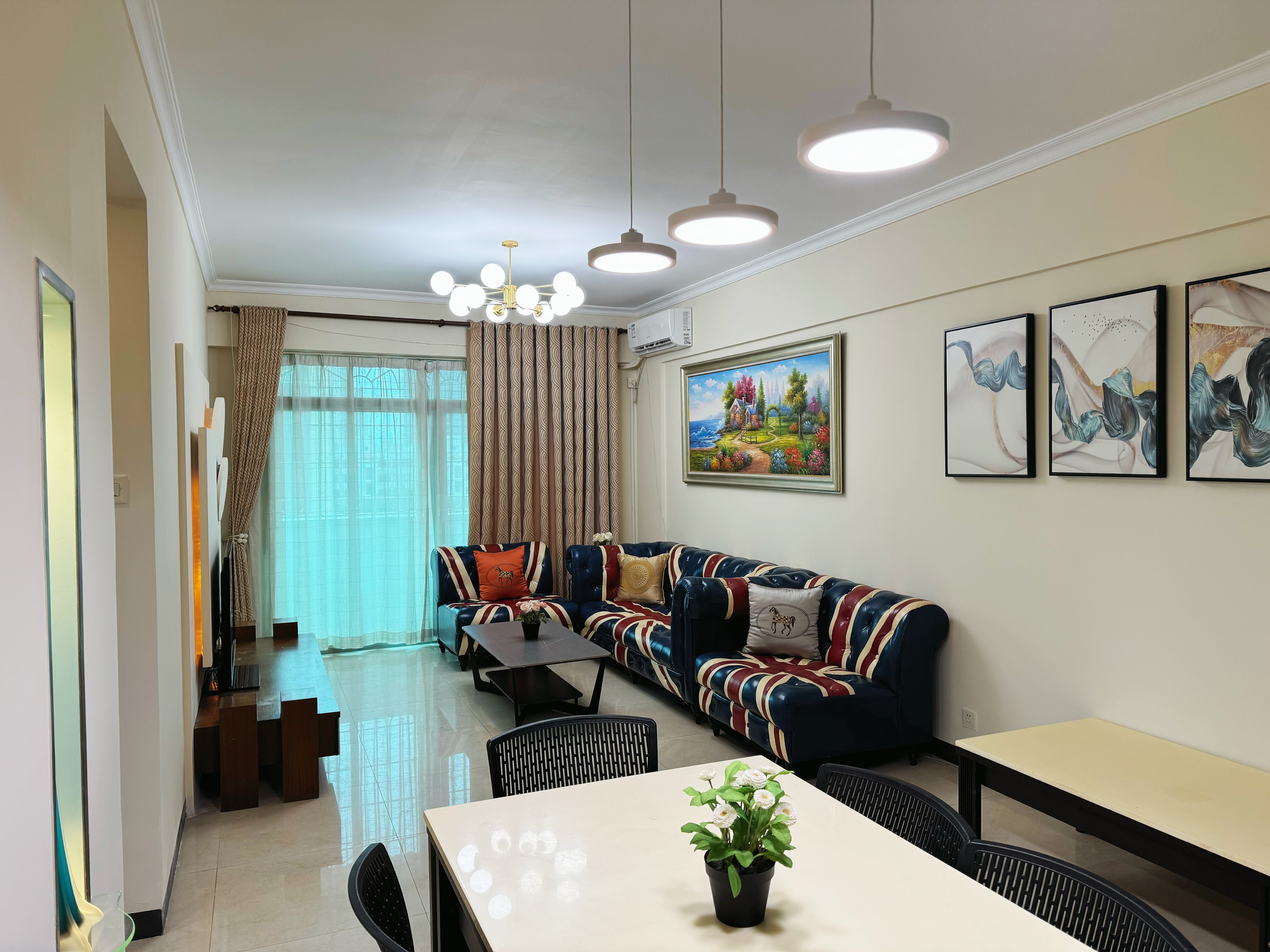 华建小区 随时看房·