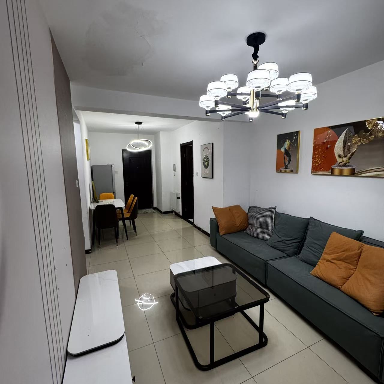 鸿博家园二期F区）