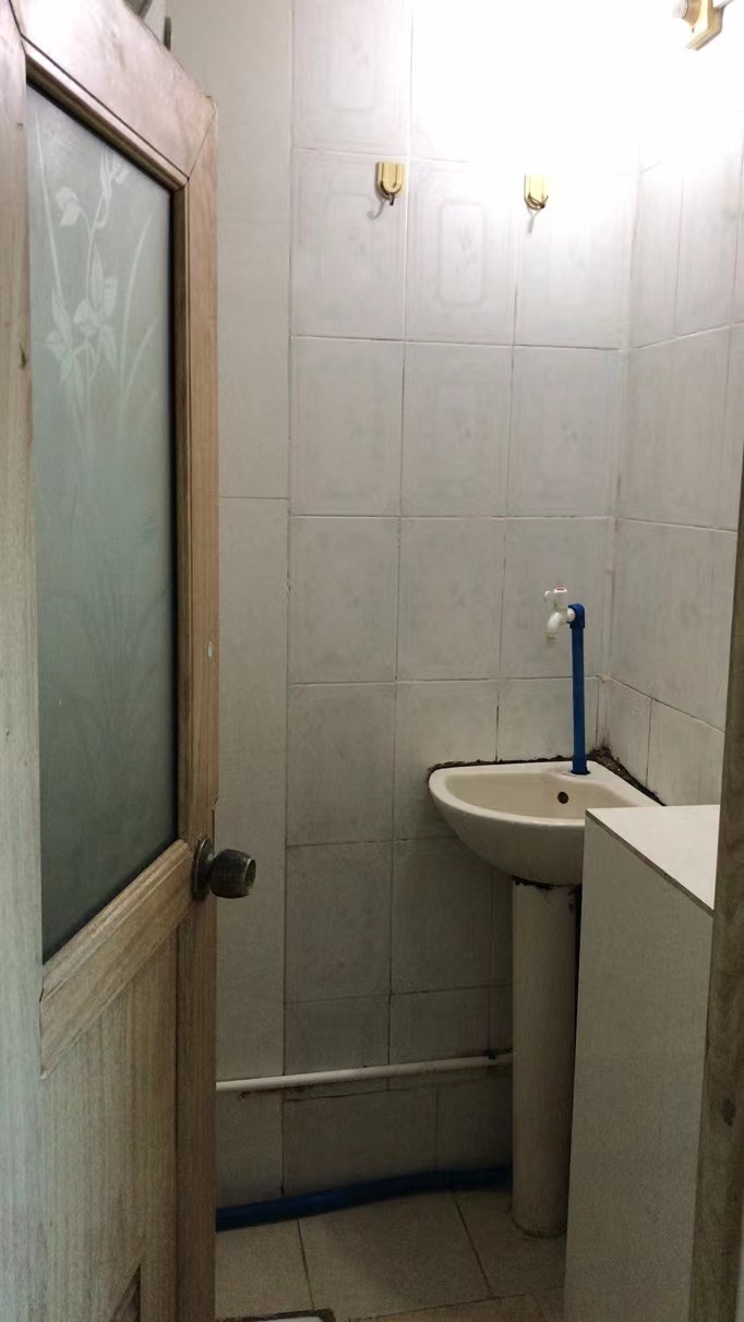 岗顶石牌西路东园小区 随时看房·