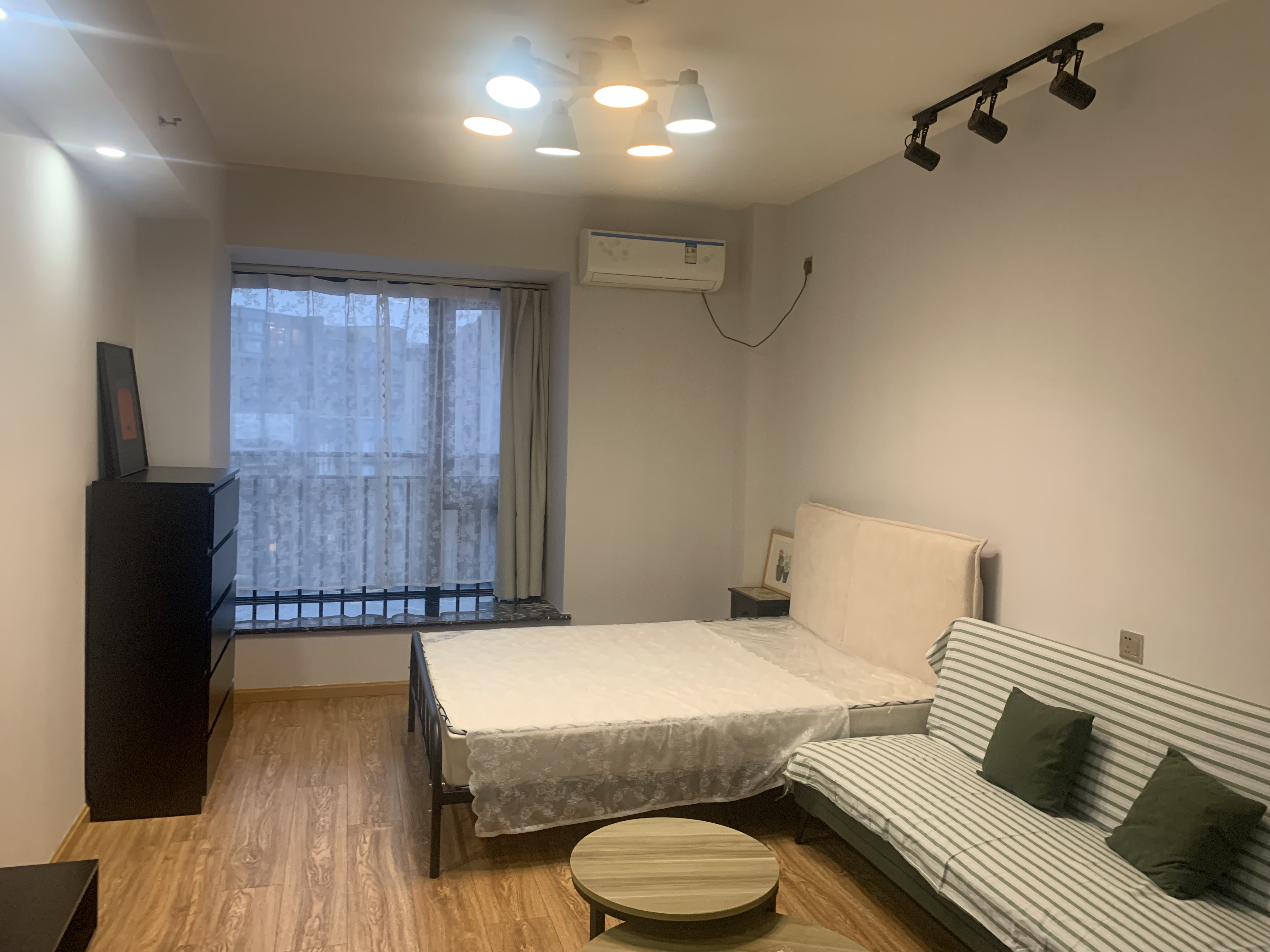 誉峰遇见公寓 随时看房·