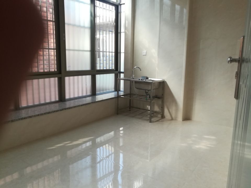 蓝和村 随时看房·