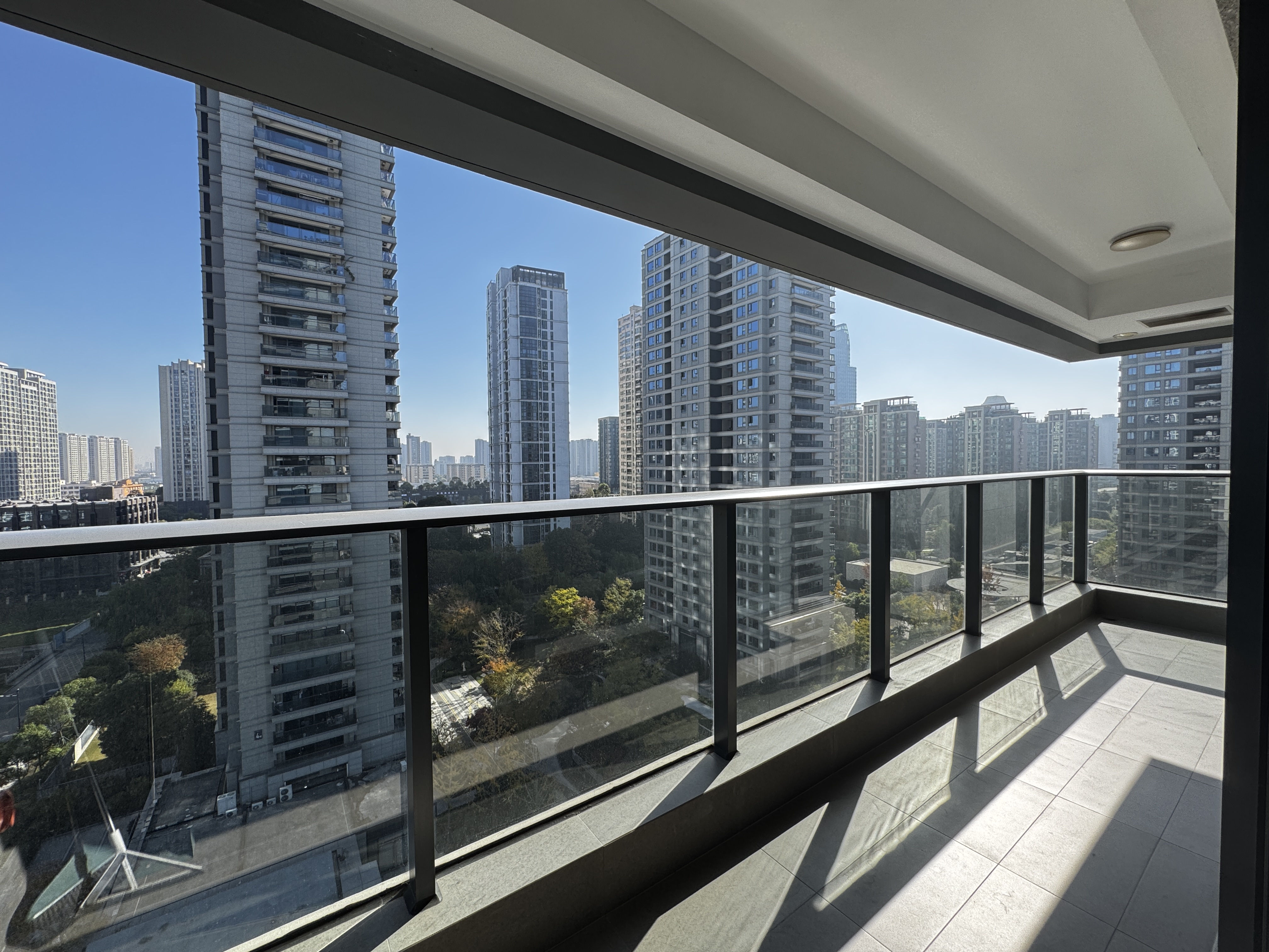 新越锦宸名邸 随时看房·