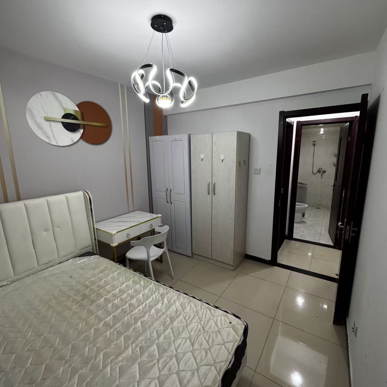 鸿博家园二期F区 随时看房·