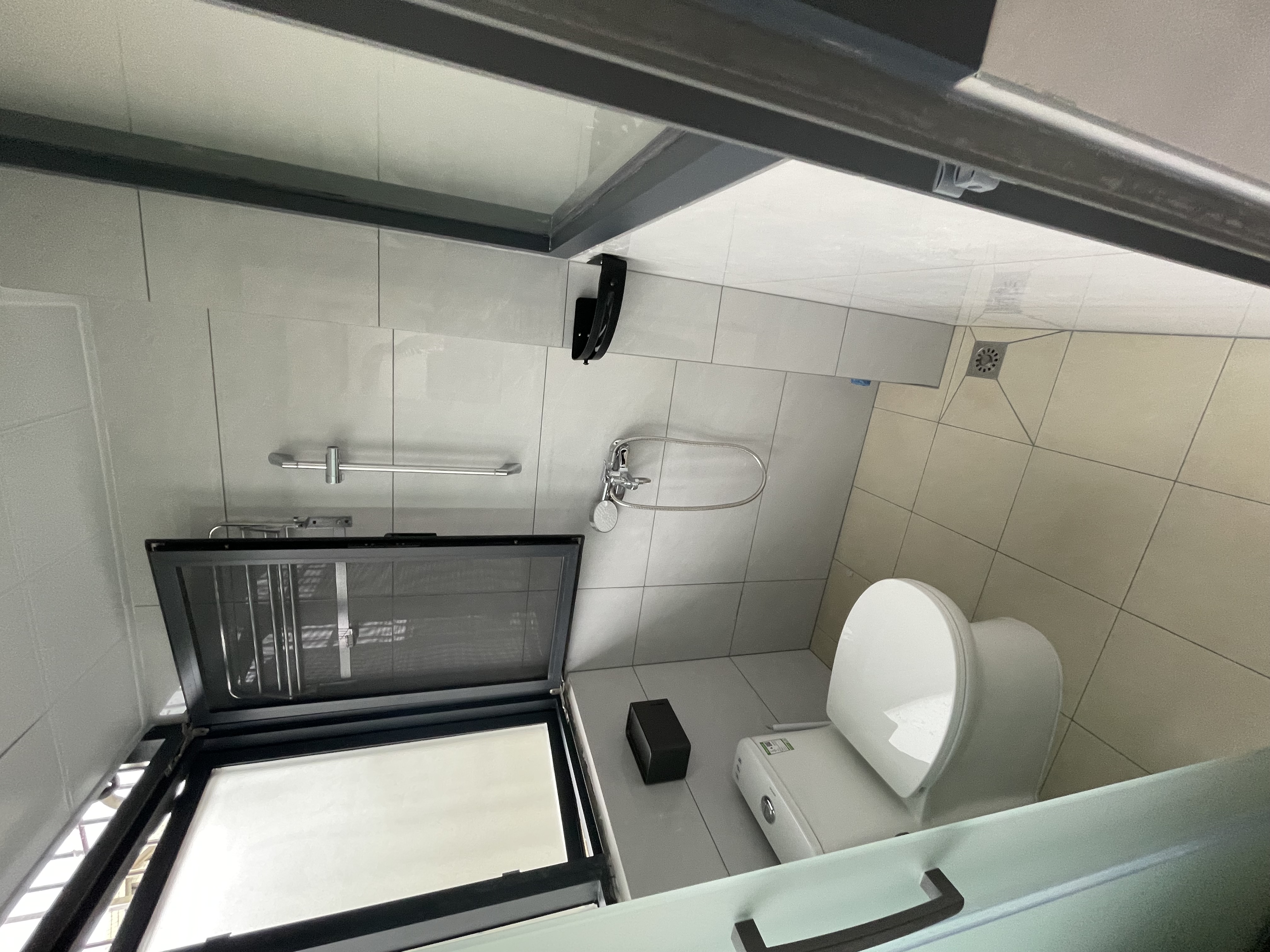 左家垅大学城小区 随时看房·