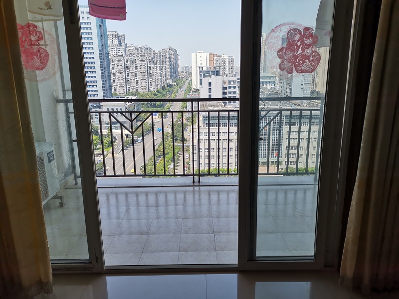 典雅中央广场 随时看房·