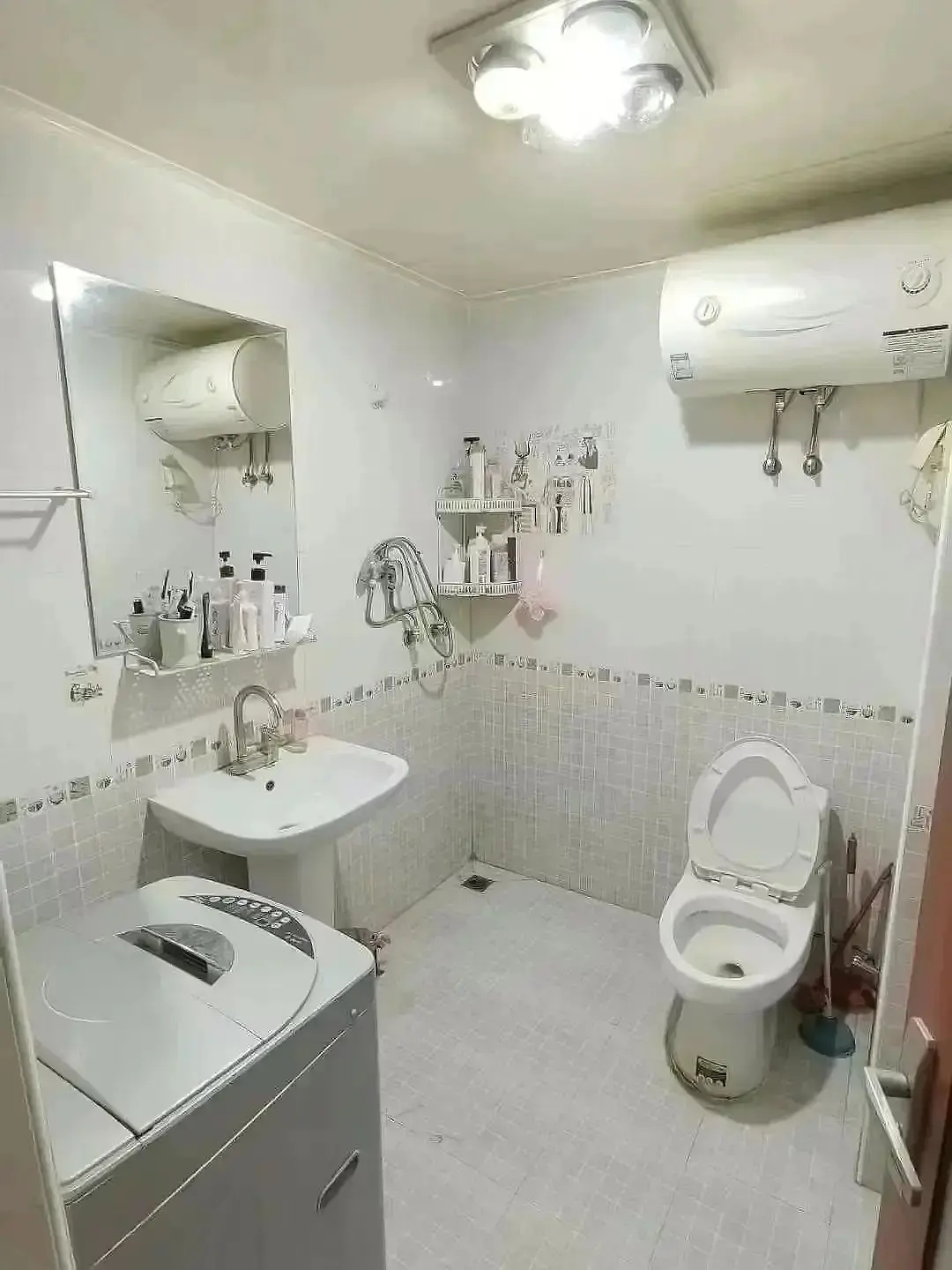 东城区广渠门忠实里南街2号楼 随时看房·