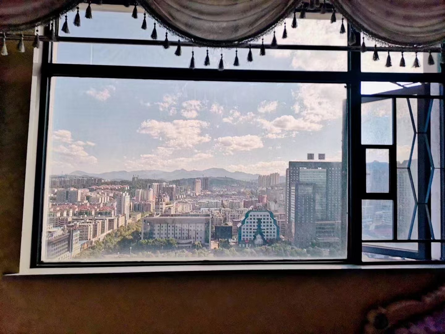 天一华府 随时看房·