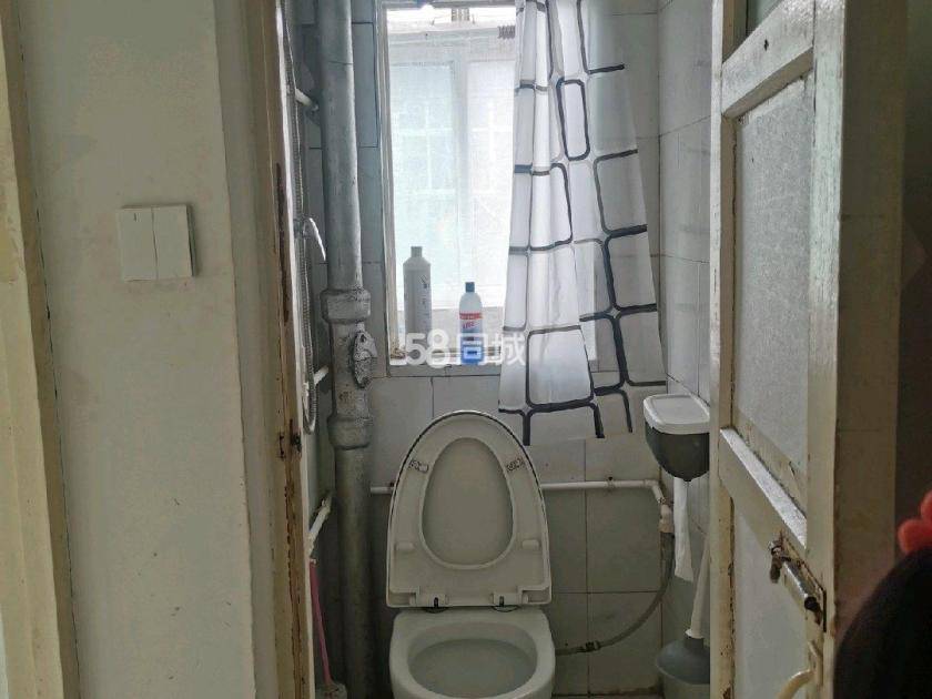 绿园小区 随时看房·
