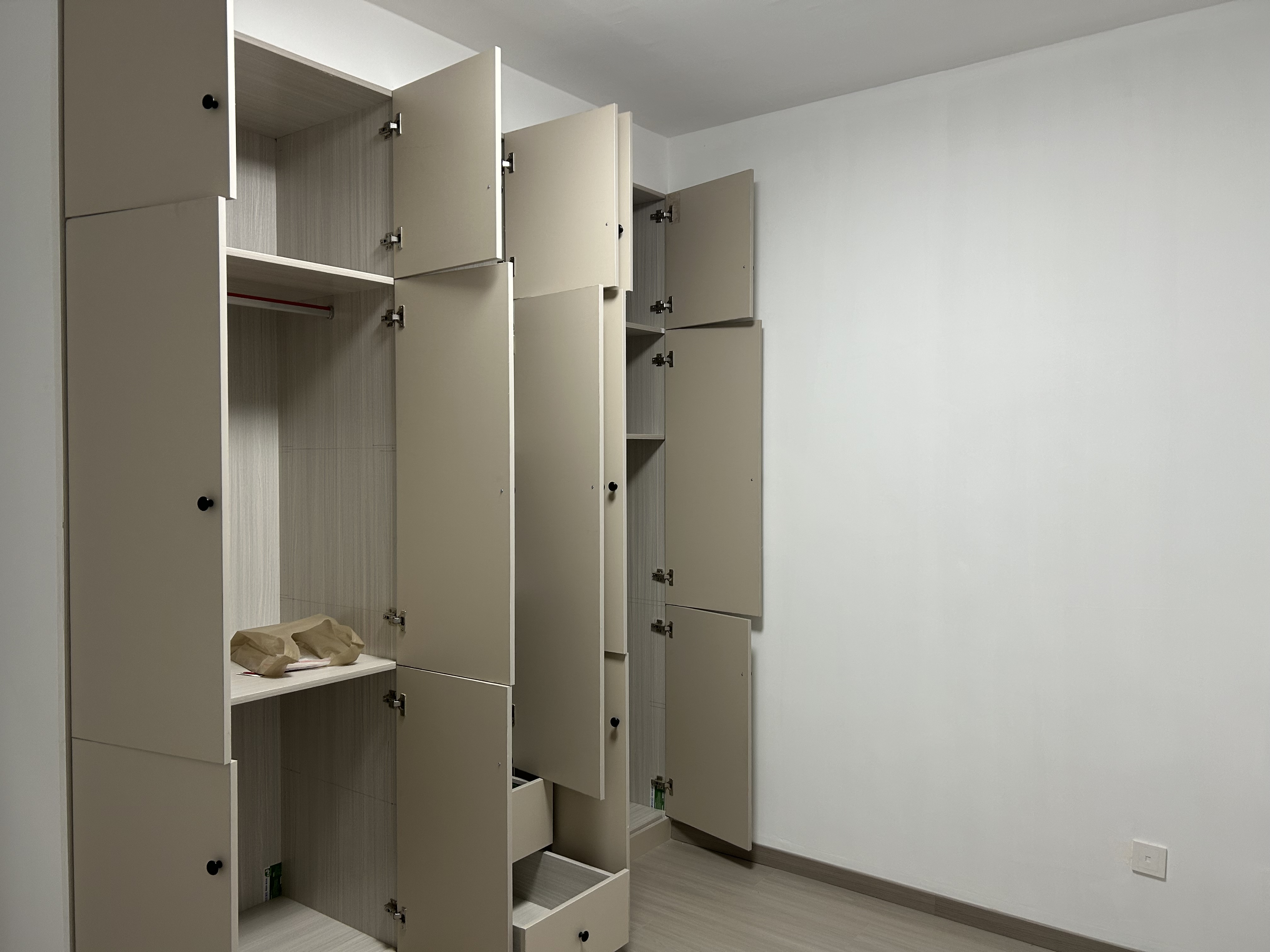 马陆金沙湾小区 随时看房·