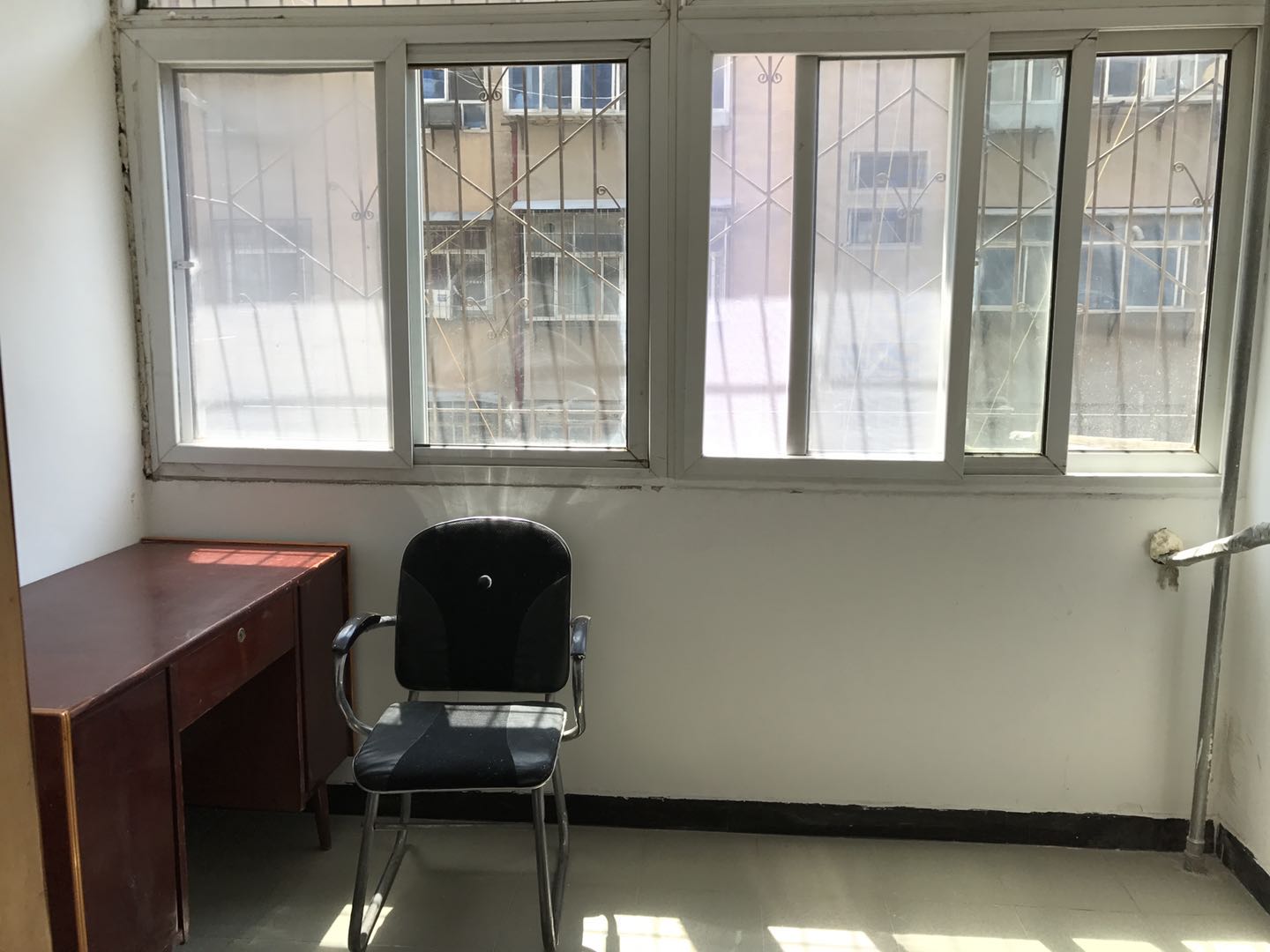 淮北街1号交通局家属院三楼 随时看房·