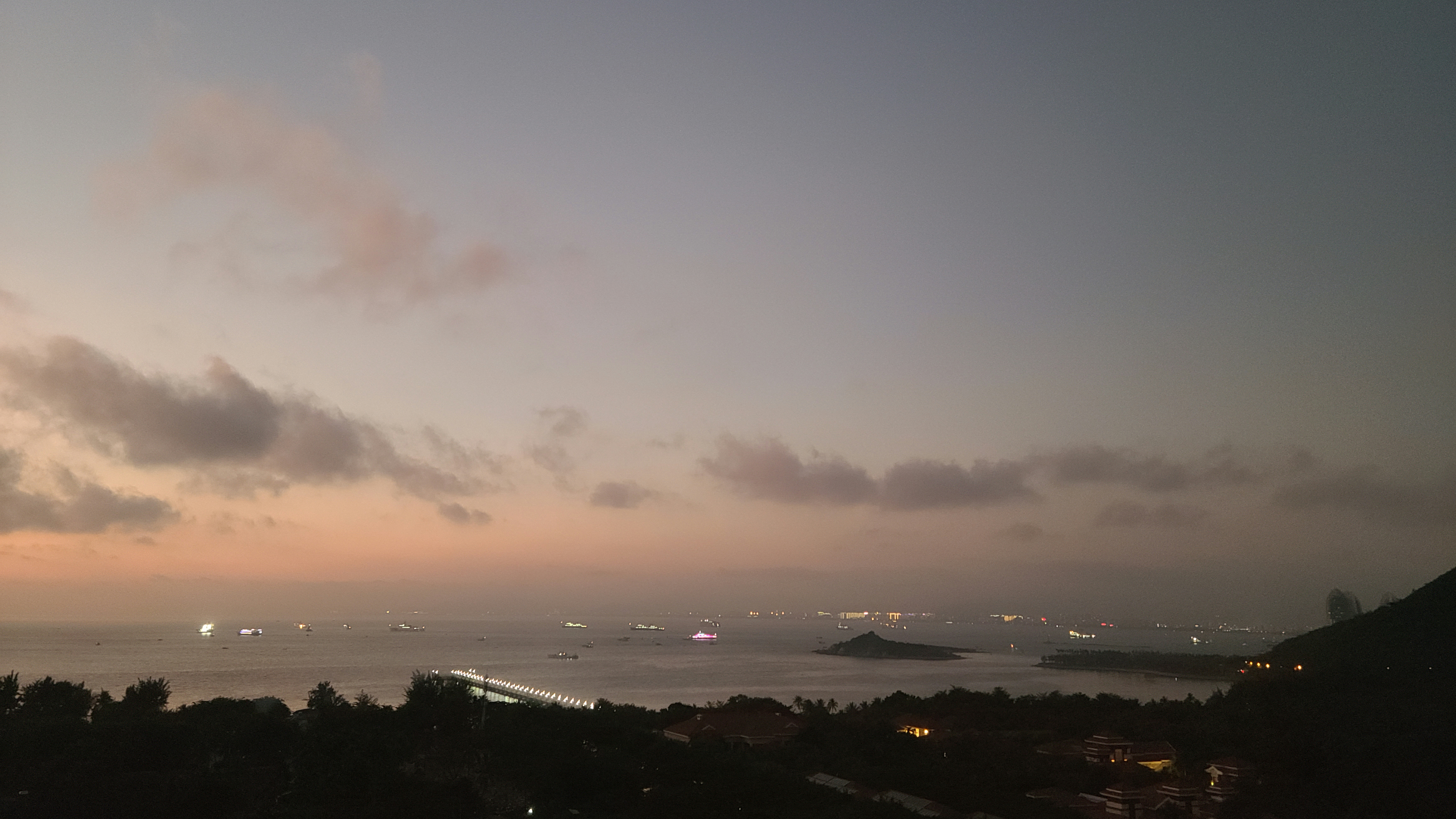 半山半岛双海湾 随时看房·