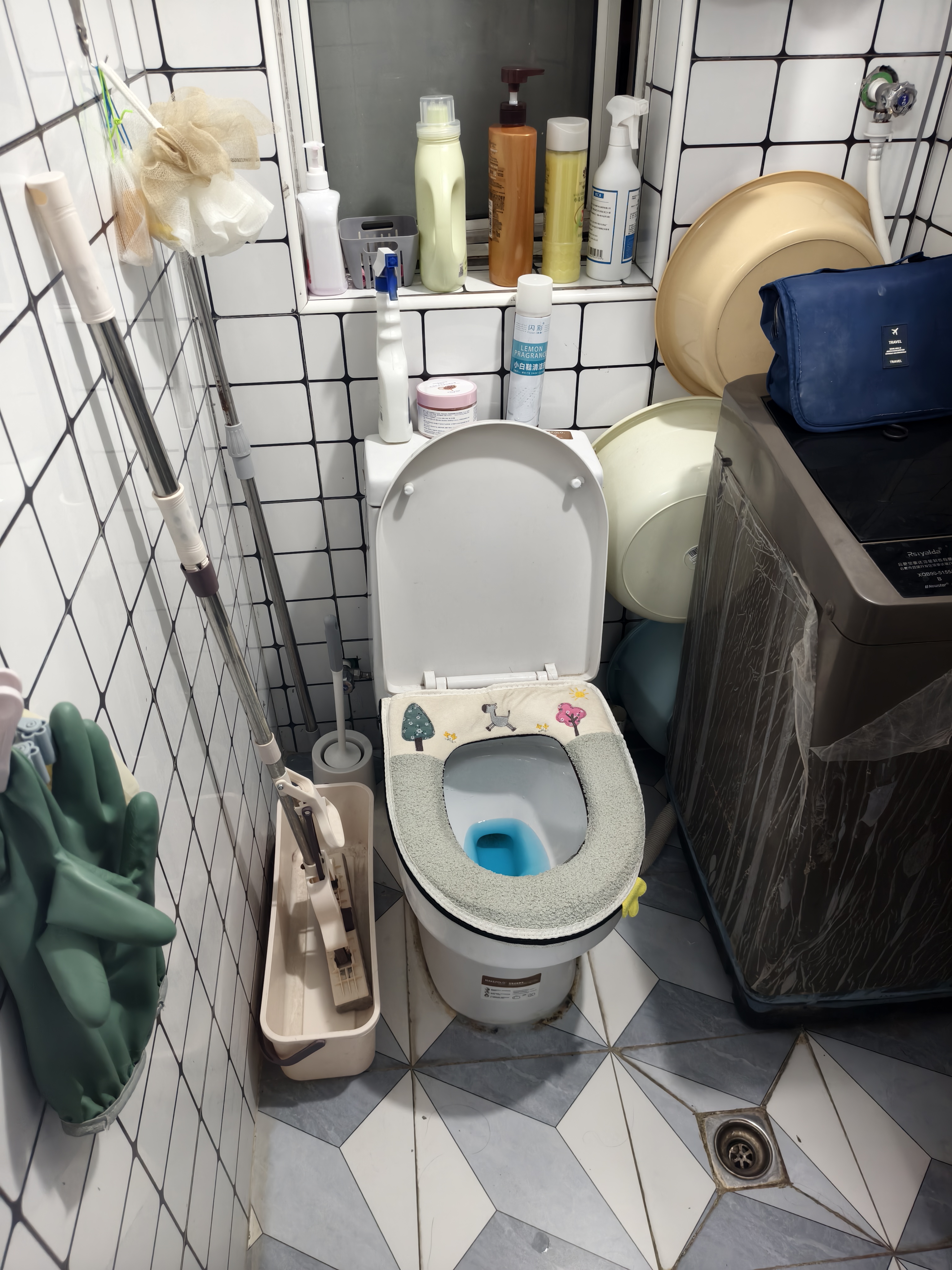 金杨新村二街坊 随时看房·