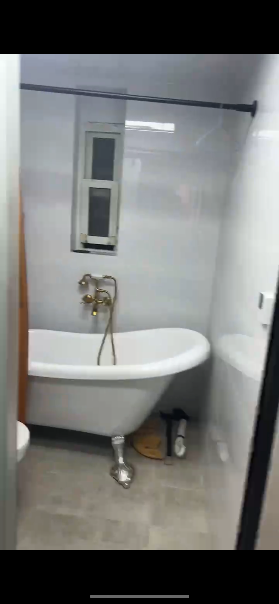 泉东小区 随时看房·