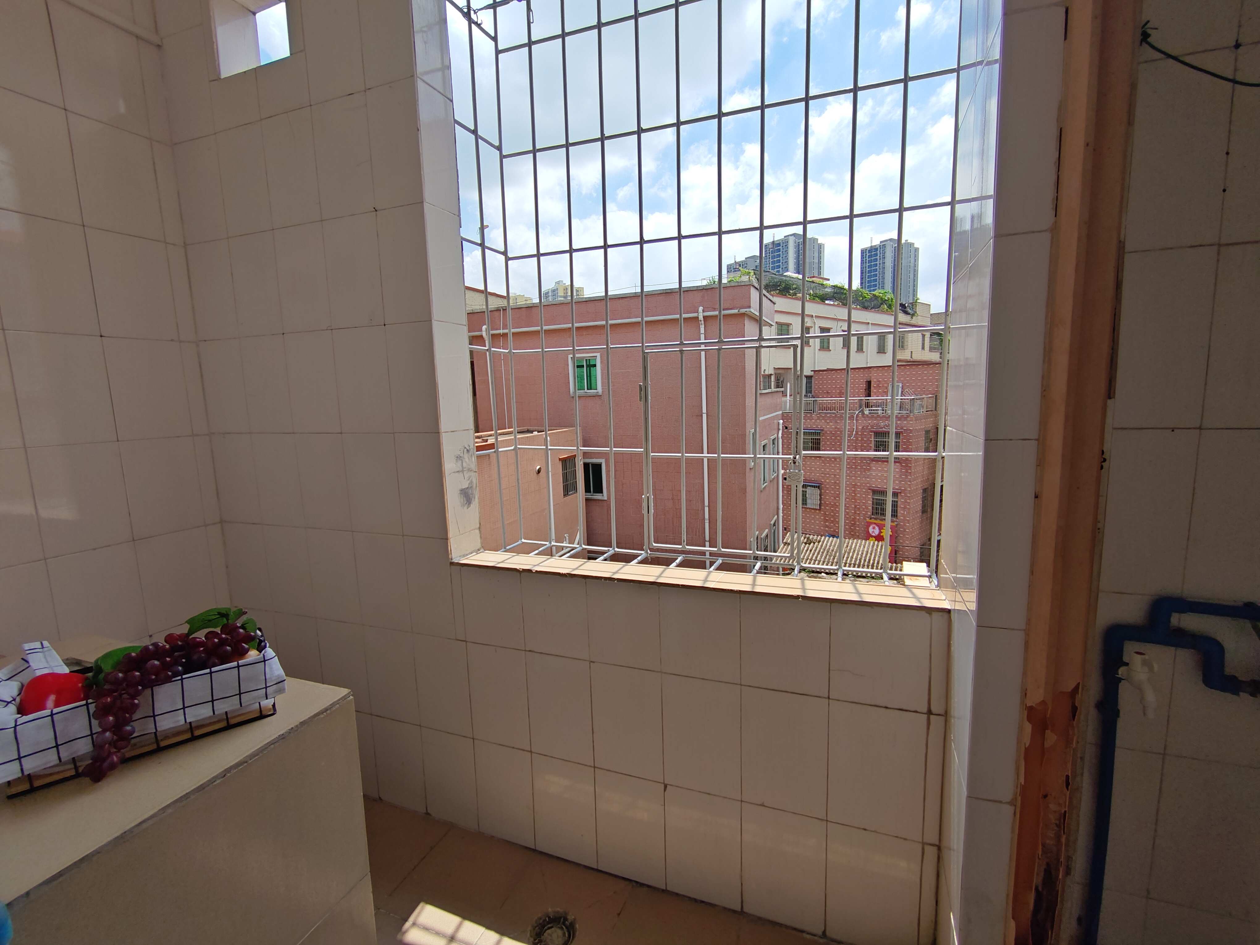 鸦岗村 随时看房·