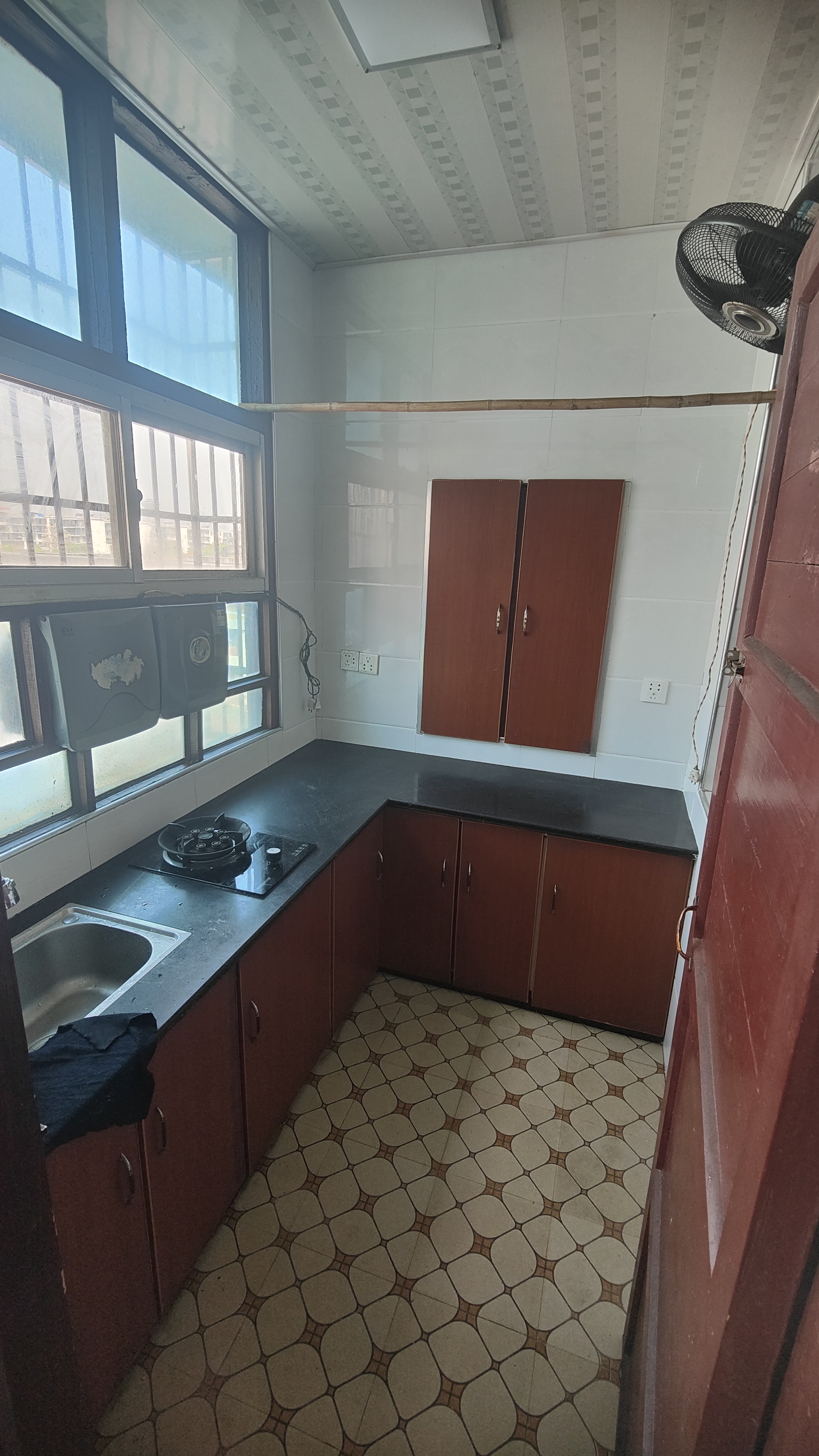 甘桂路辅路 随时看房·