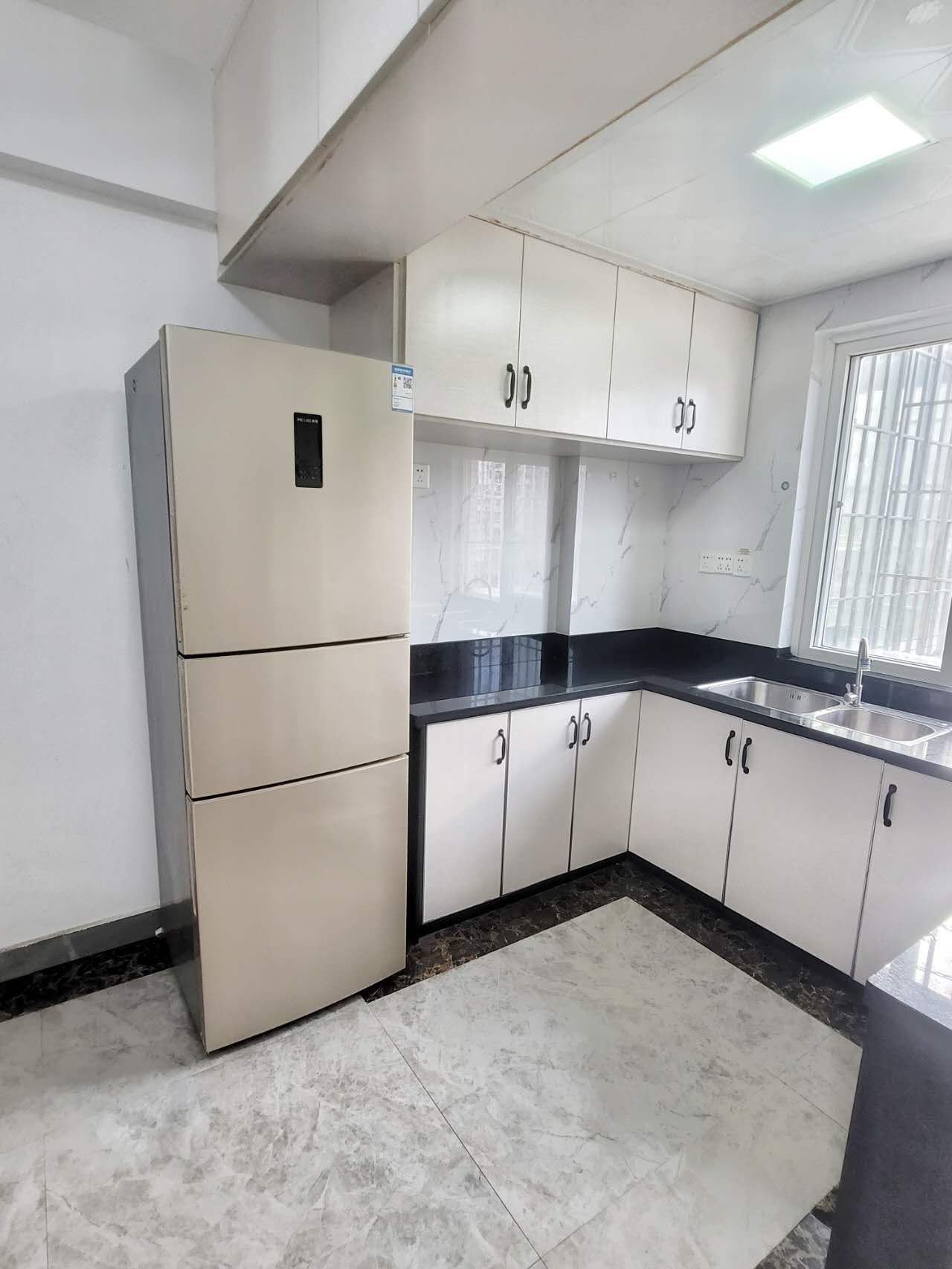 福湾新城夏雨苑B区 随时看房·