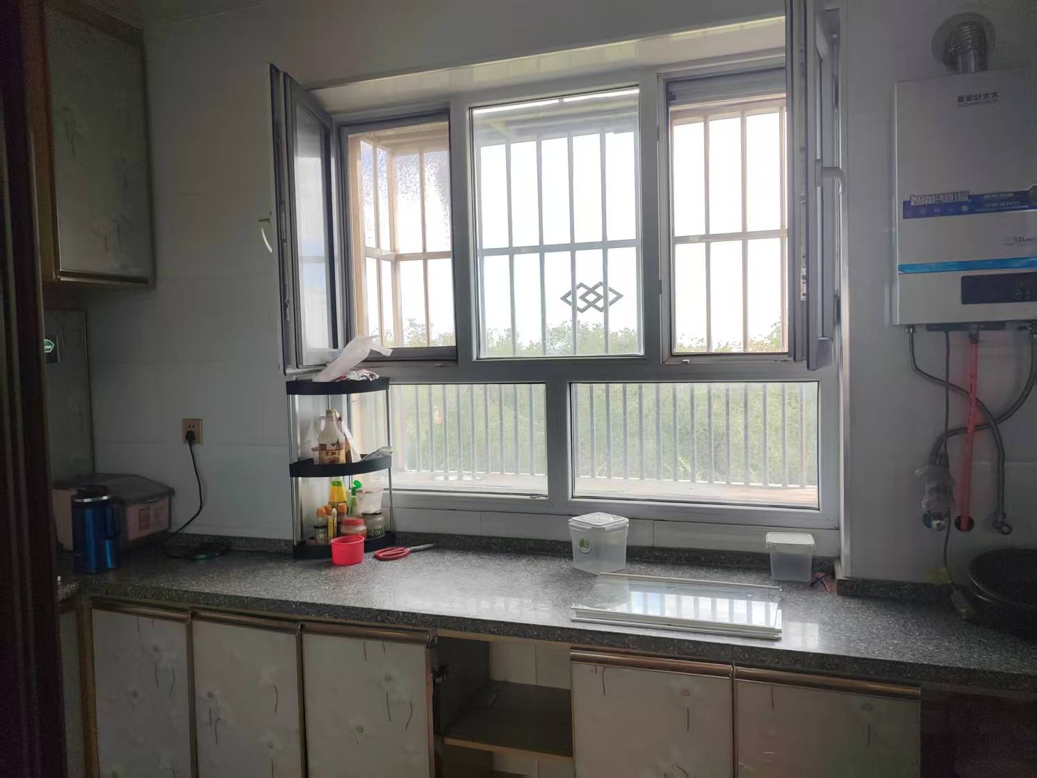 呼图壁县阳光花苑 随时看房·