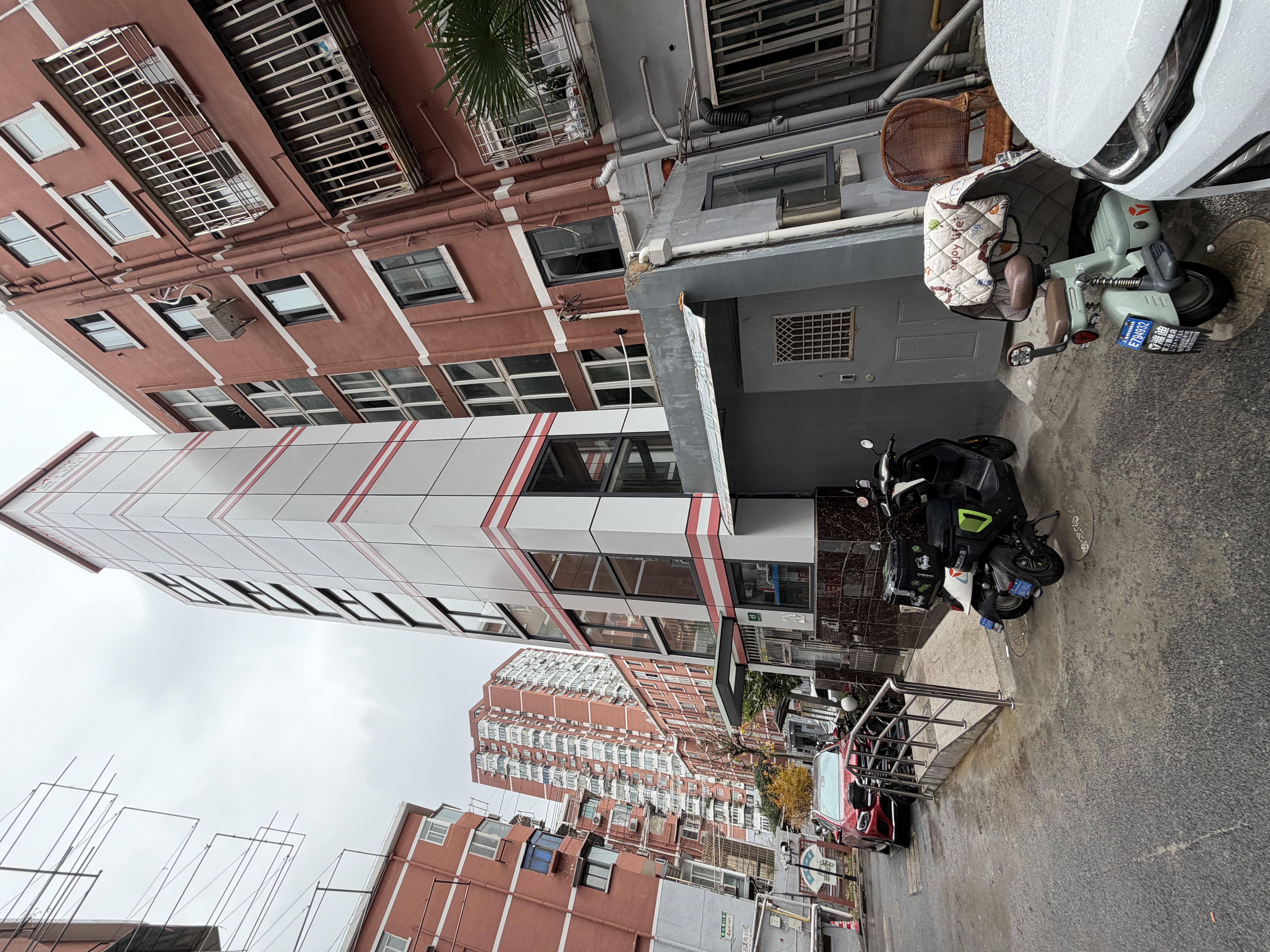 泾东小区 随时看房·