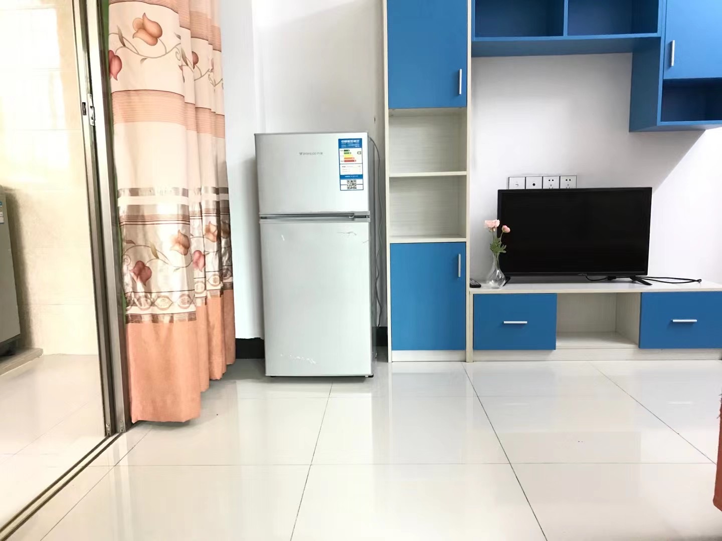 美安居公寓 随时看房·
