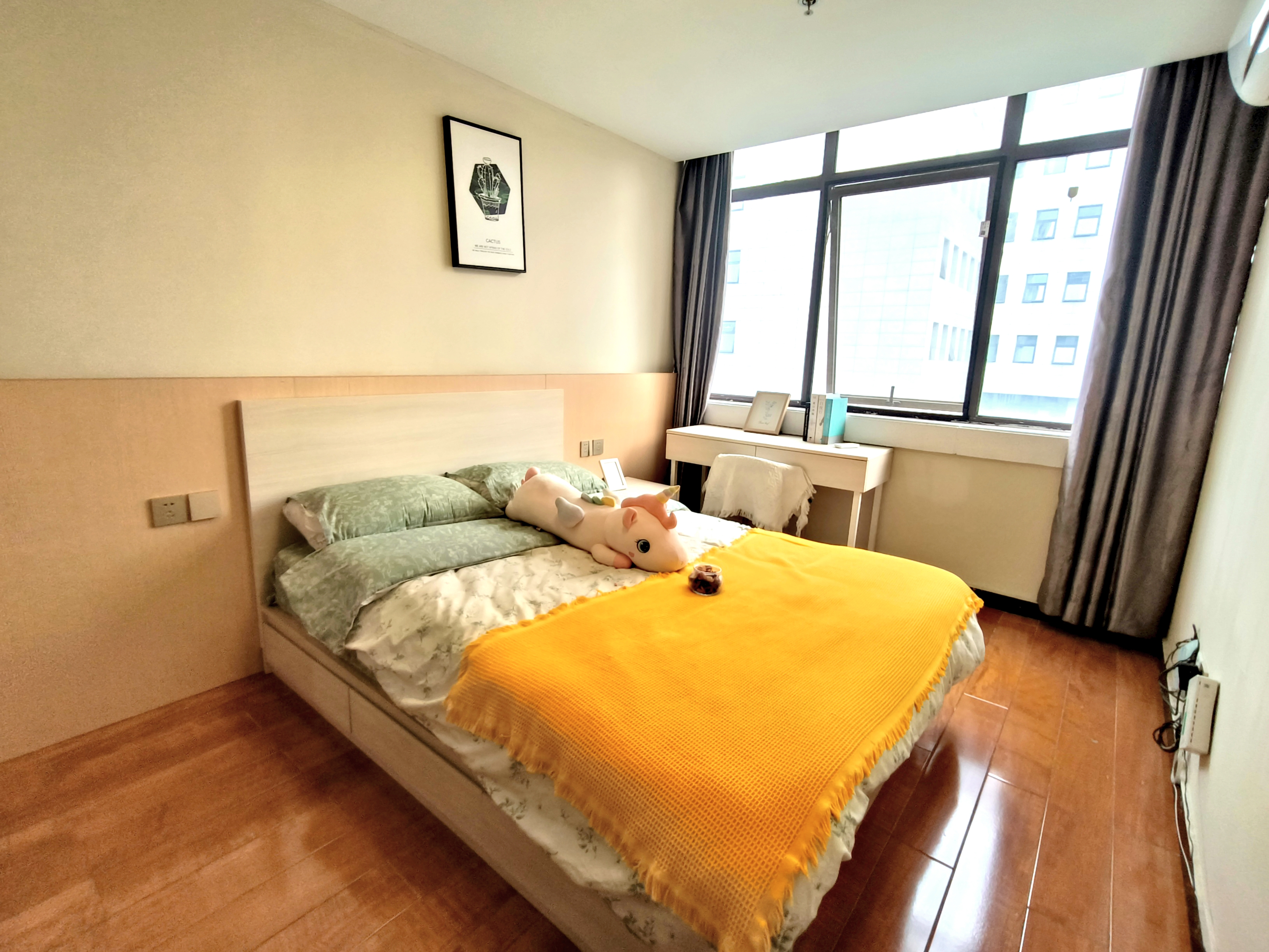 驿业公寓虹桥店）