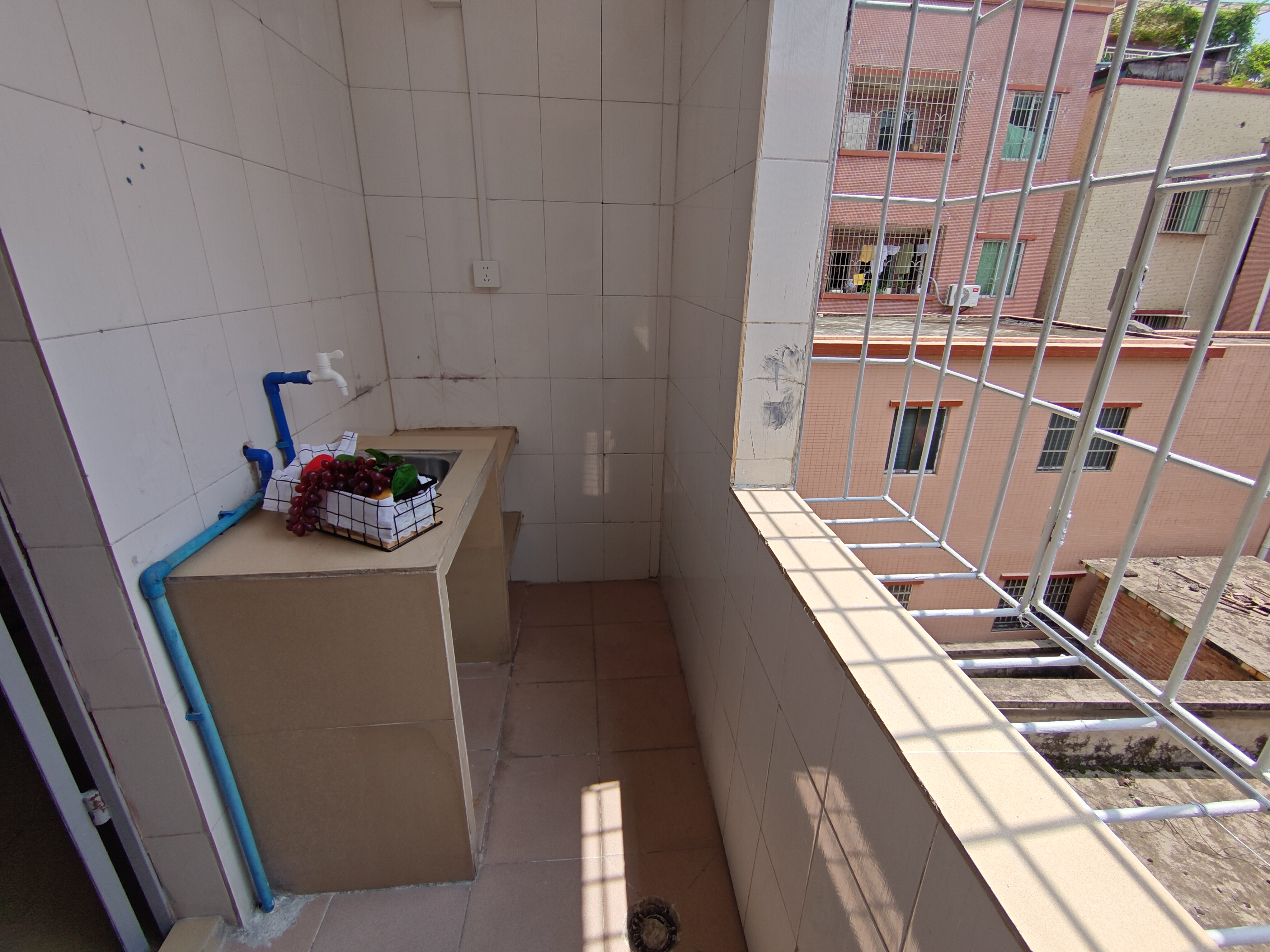 鸦岗村 随时看房·