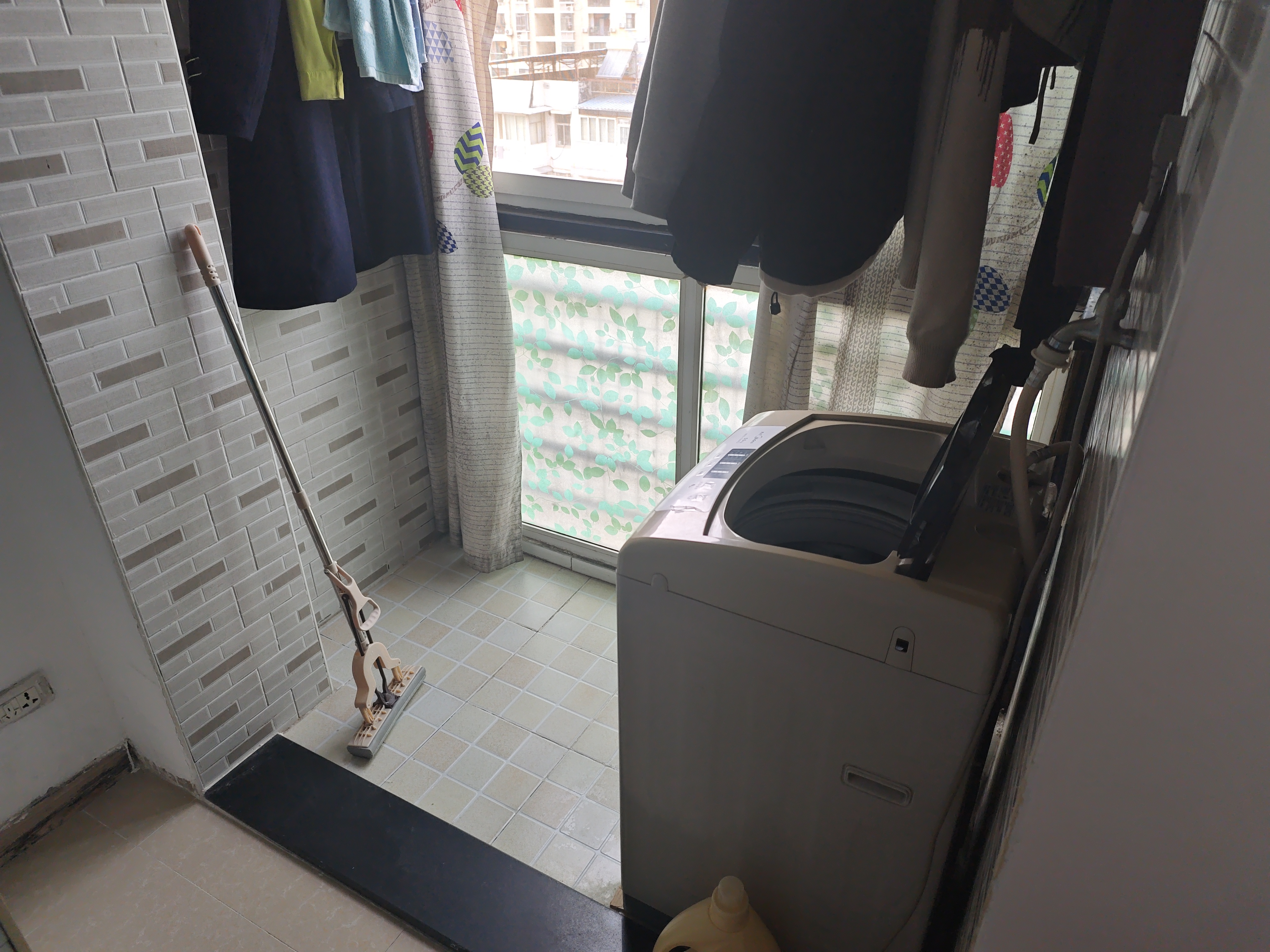汉飞精英青年城 随时看房·