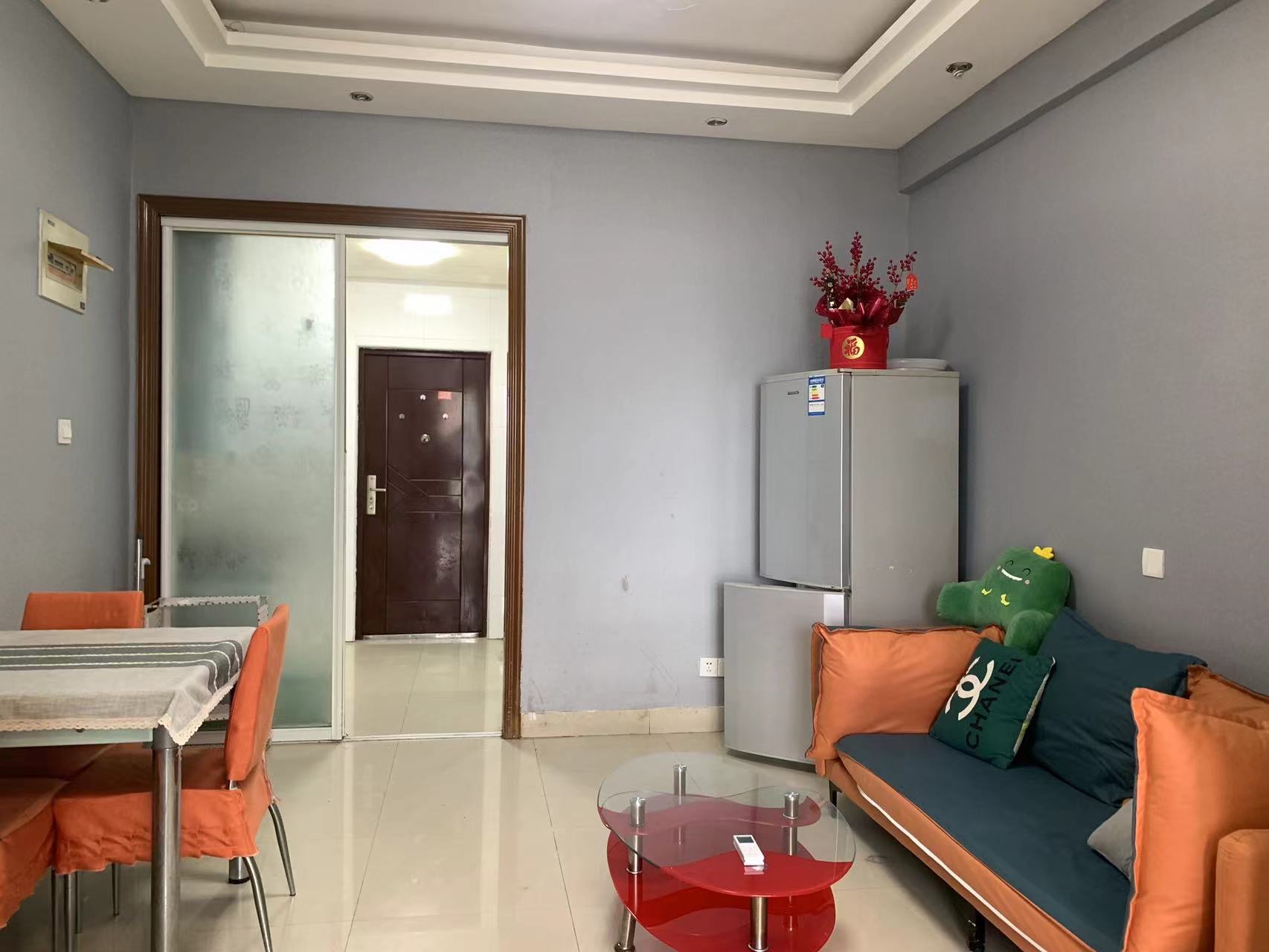 财富广场 1居室 1000元/月