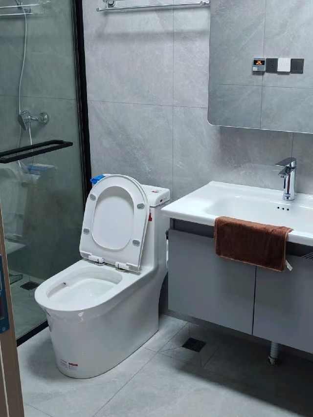 富阳区银湖街道中秋嘉苑三区 随时看房·