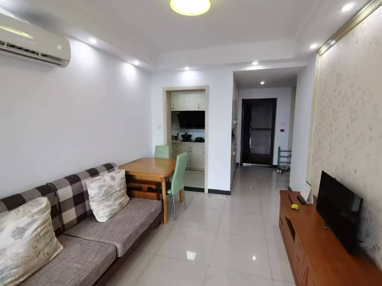 吉兴公寓 随时看房·