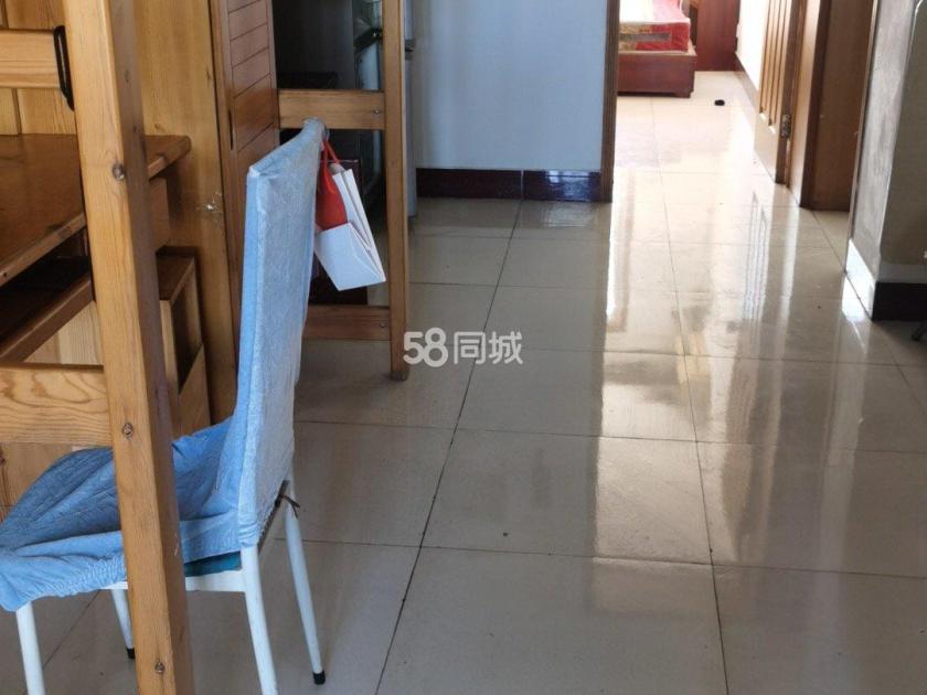 华阳小区 随时看房·