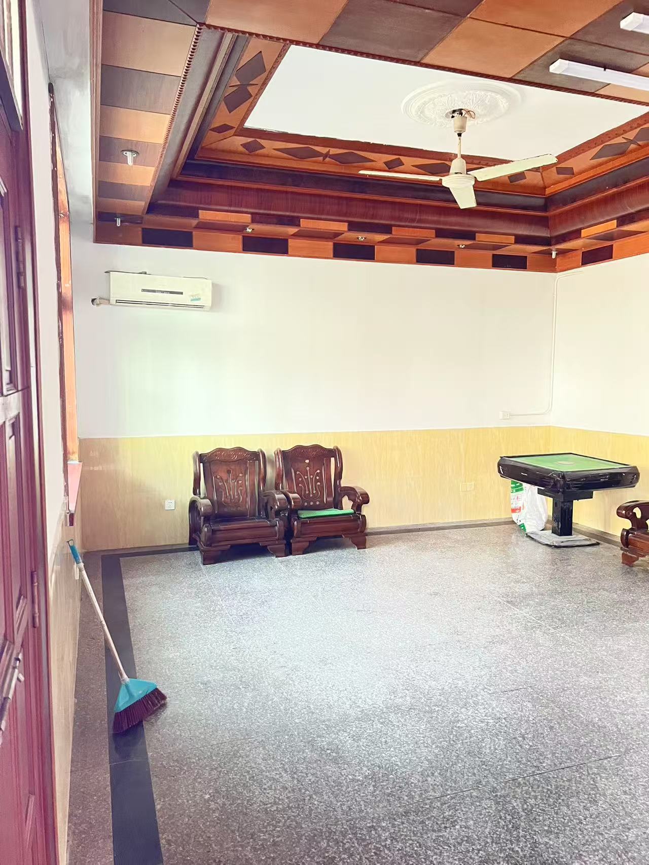 宣桥宣治村 273 号 随时看房·