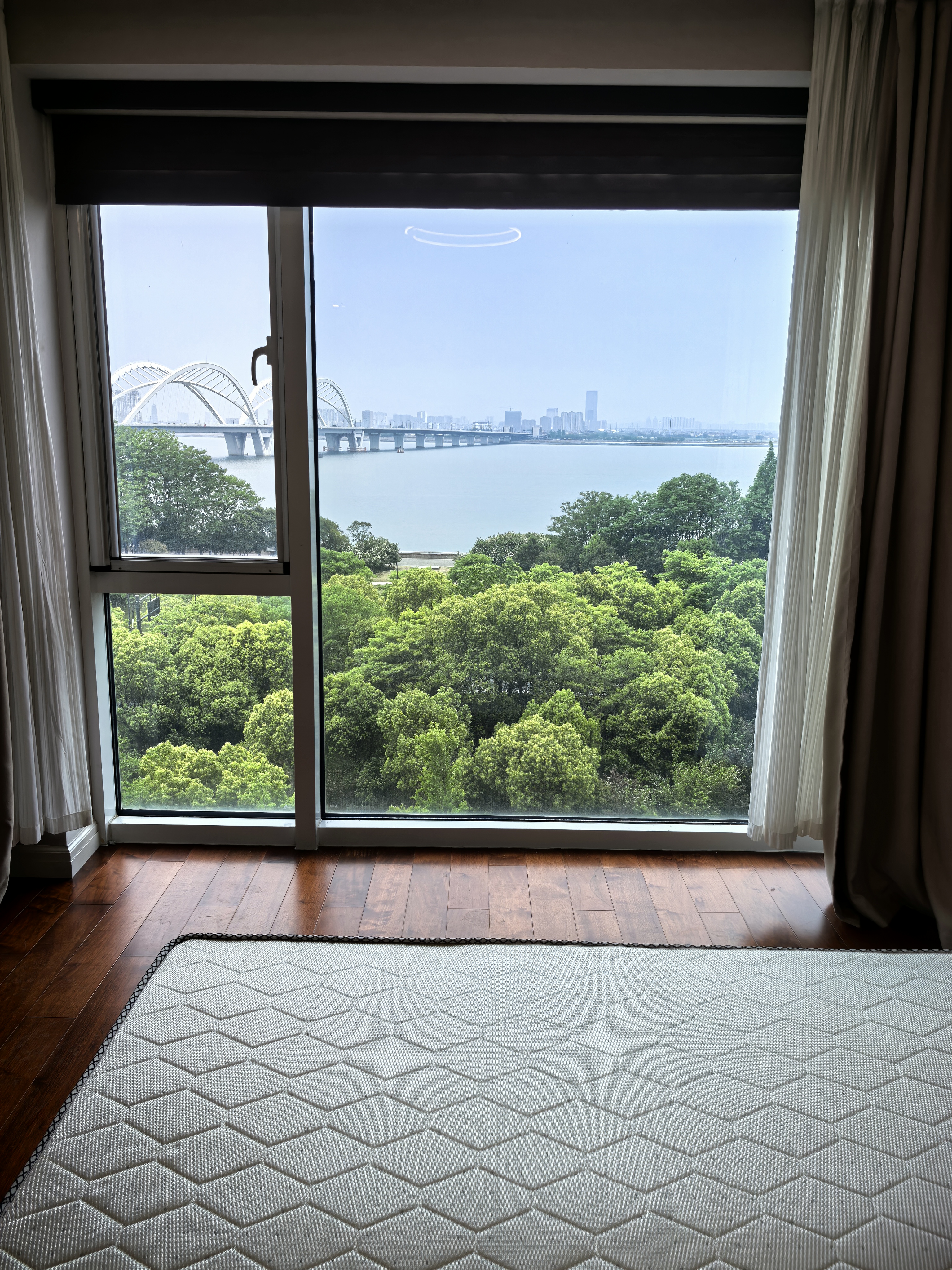 滨江铂金海岸 随时看房·