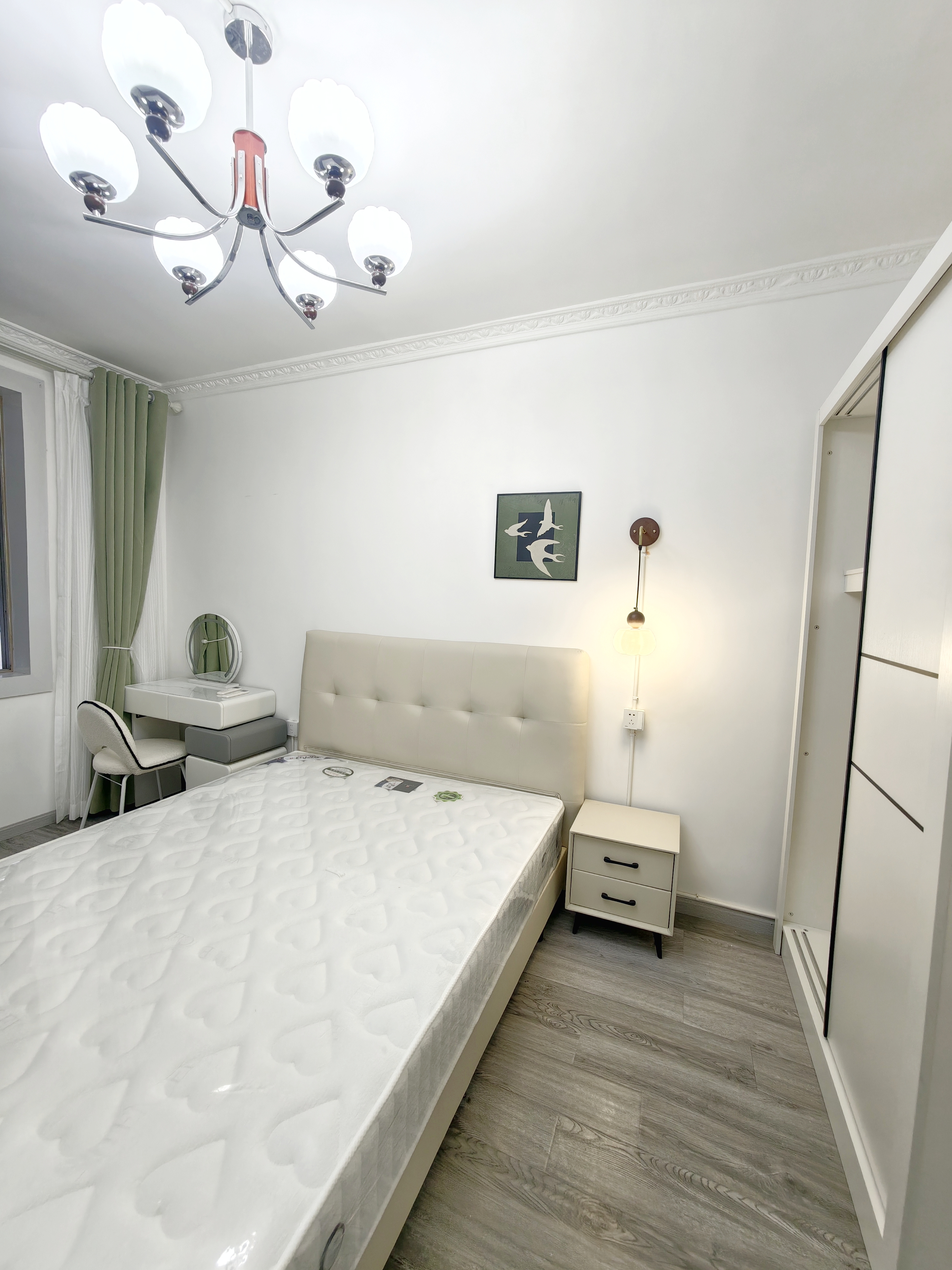 较场坝西街67号 随时看房·