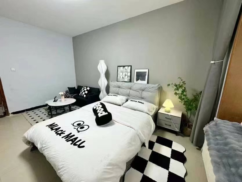 南村小区 随时看房·