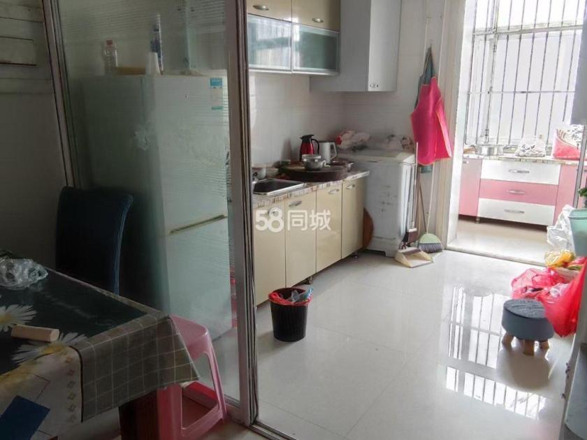 凤凰小区 随时看房·