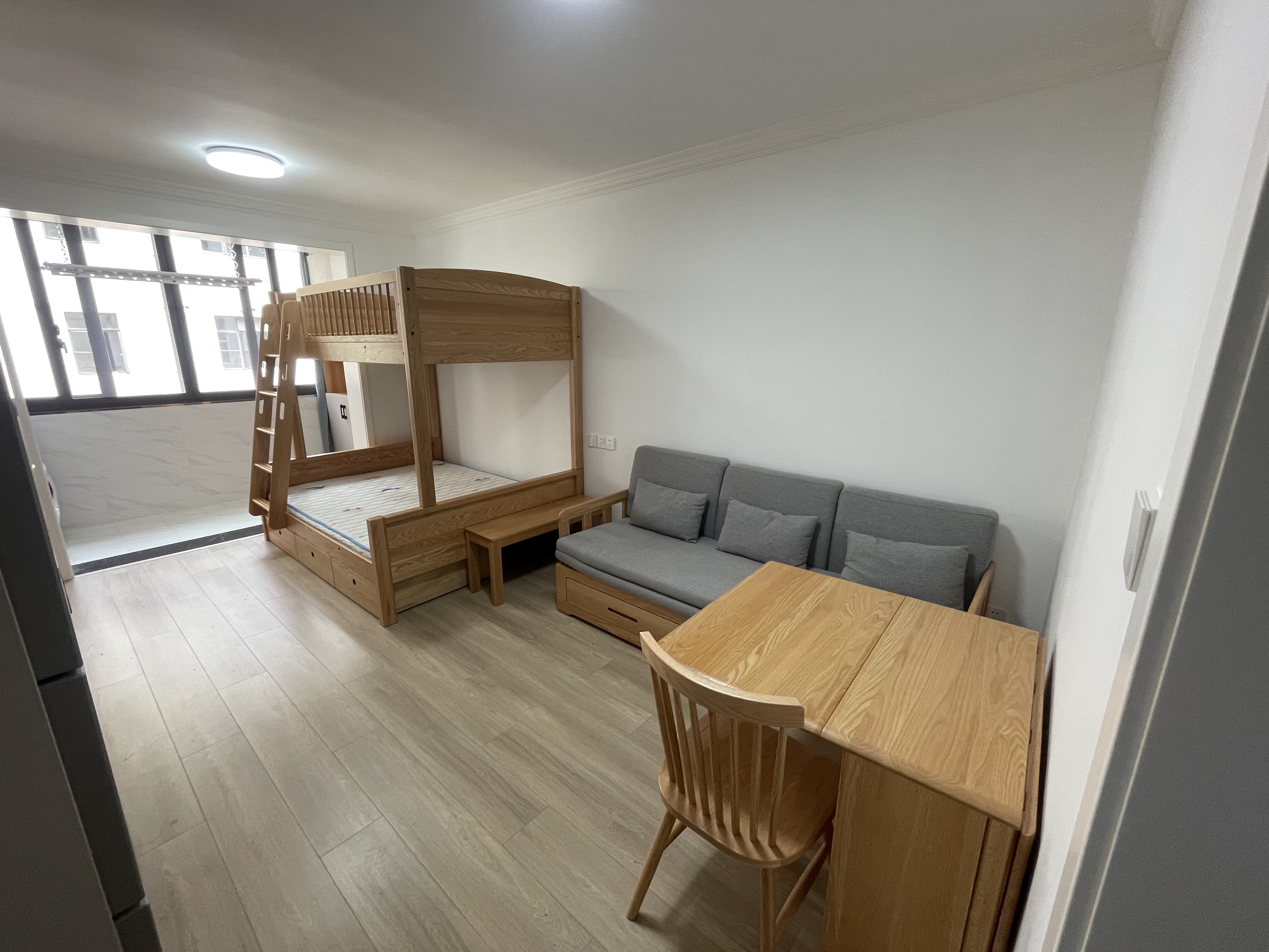 南长小区 1居室 5800元/月