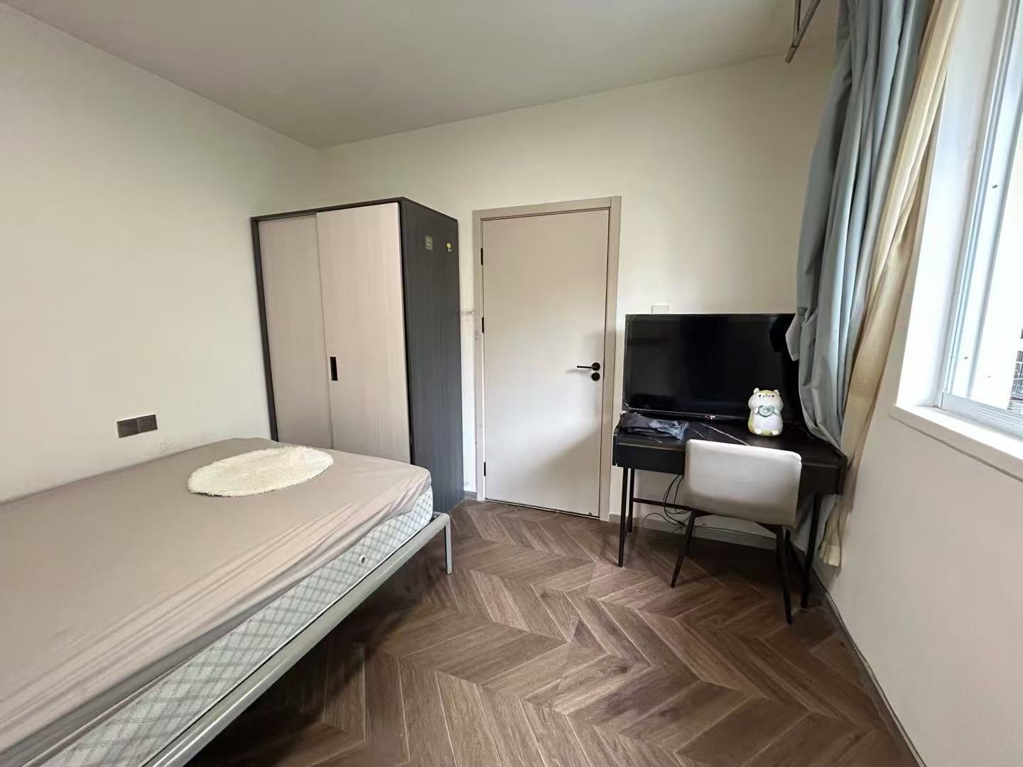 光新路129弄 随时看房·