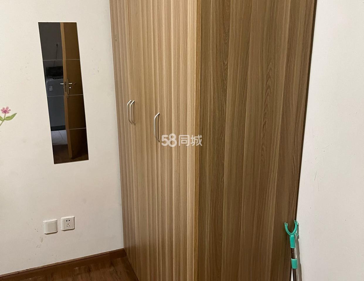 金轮津桥华府 随时看房·