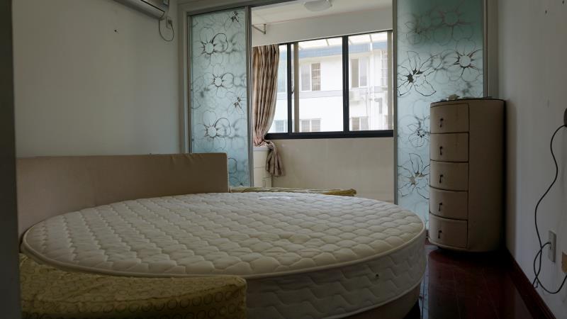 福利新村 随时看房·