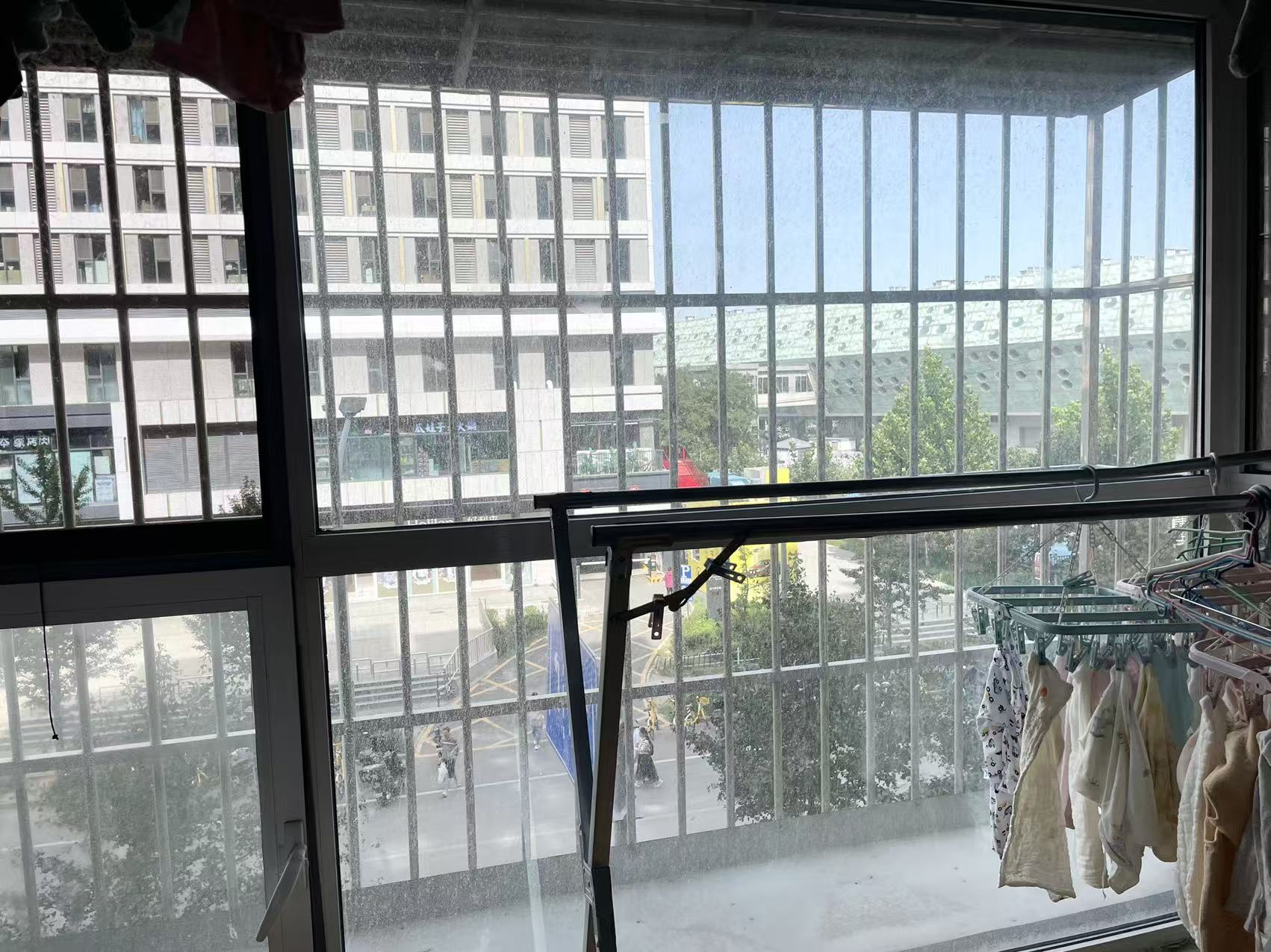 巩华家园北二村 随时看房·