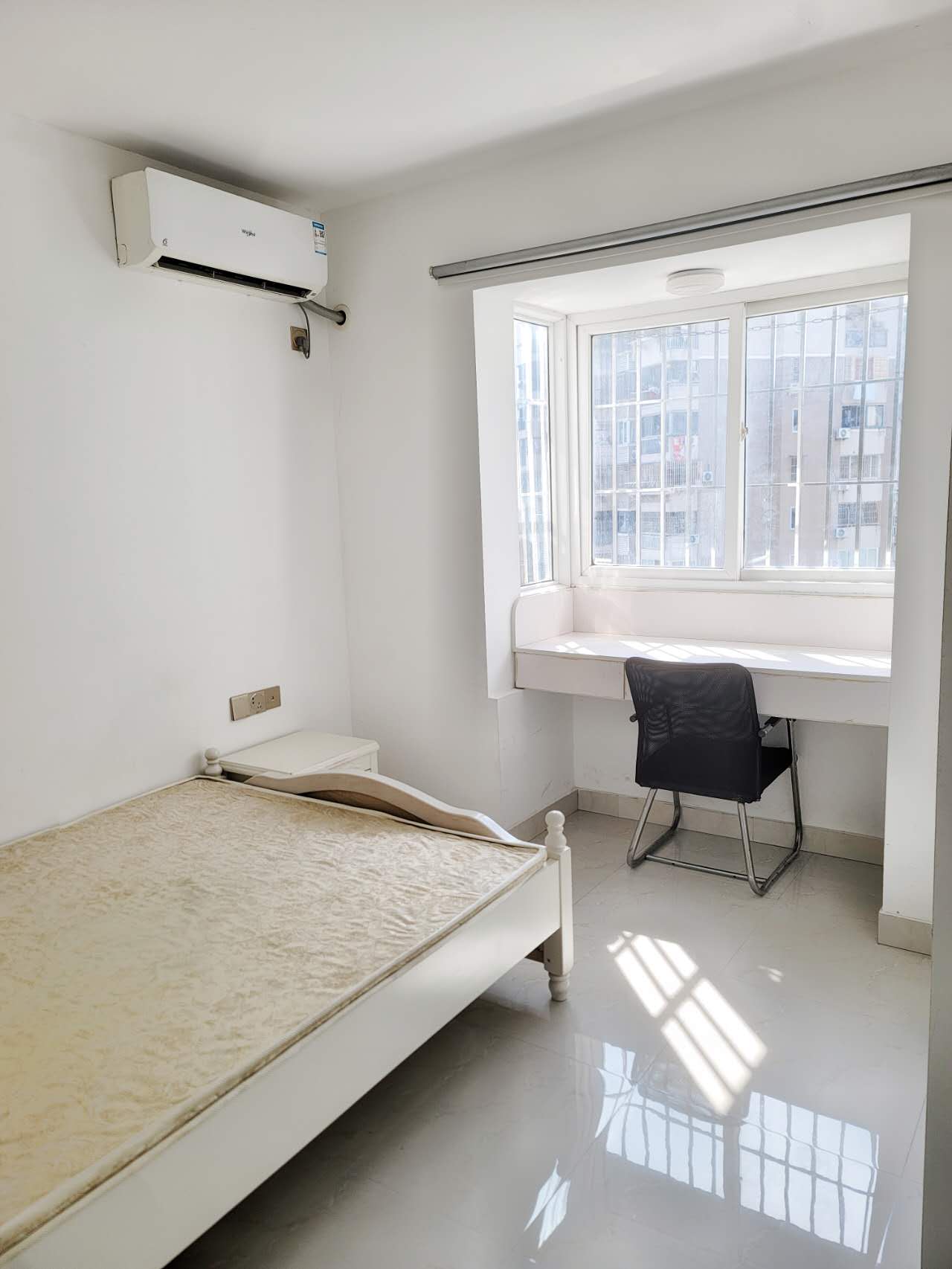 福湾新城夏雨苑B区 随时看房·