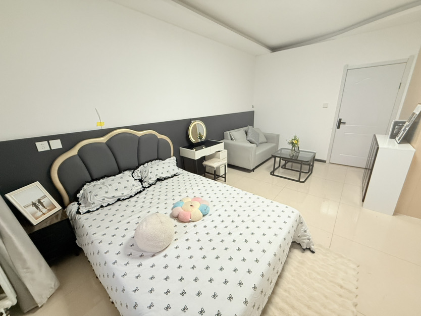 东新小区 随时看房·